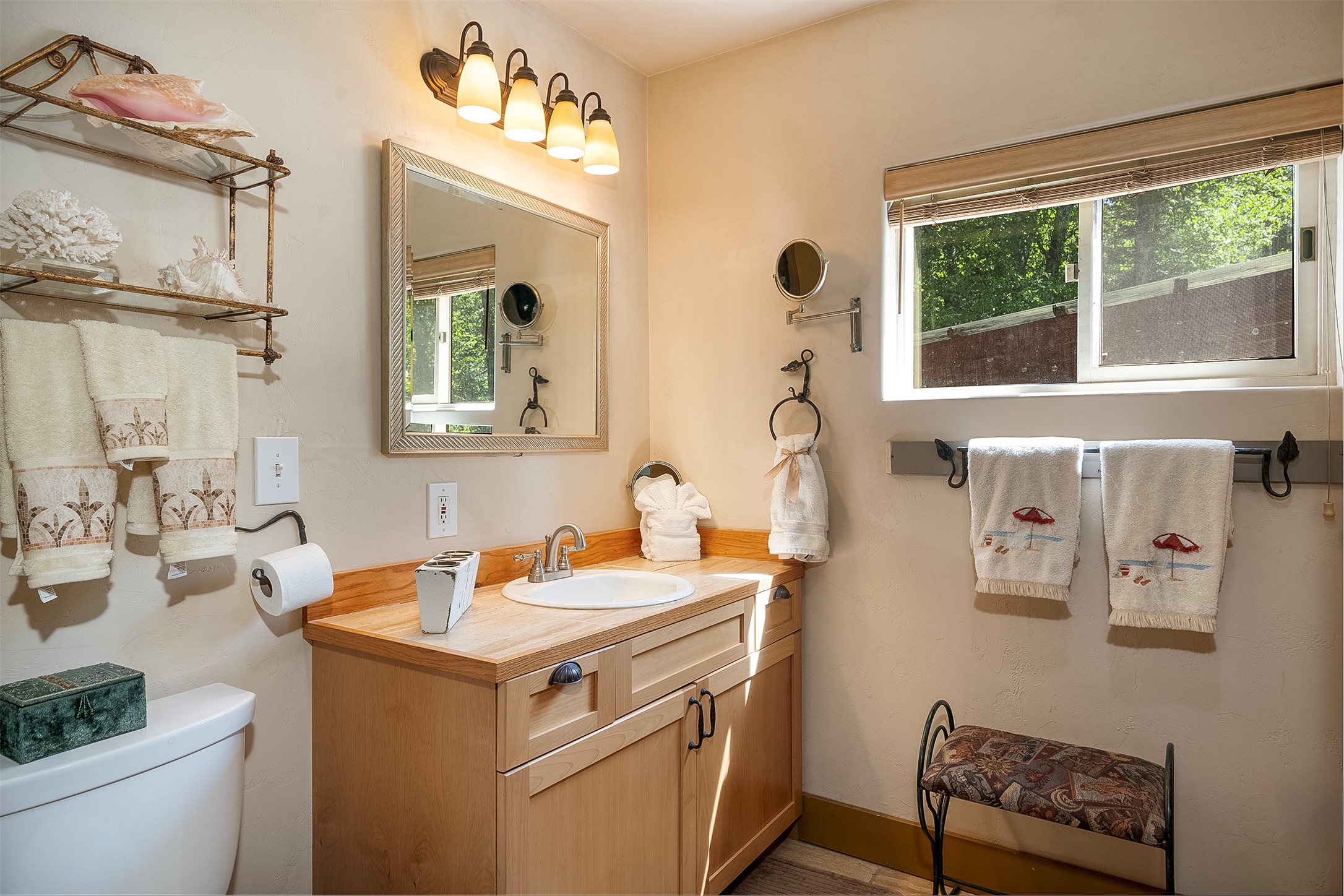 945 Swan River Road Property Photo 30