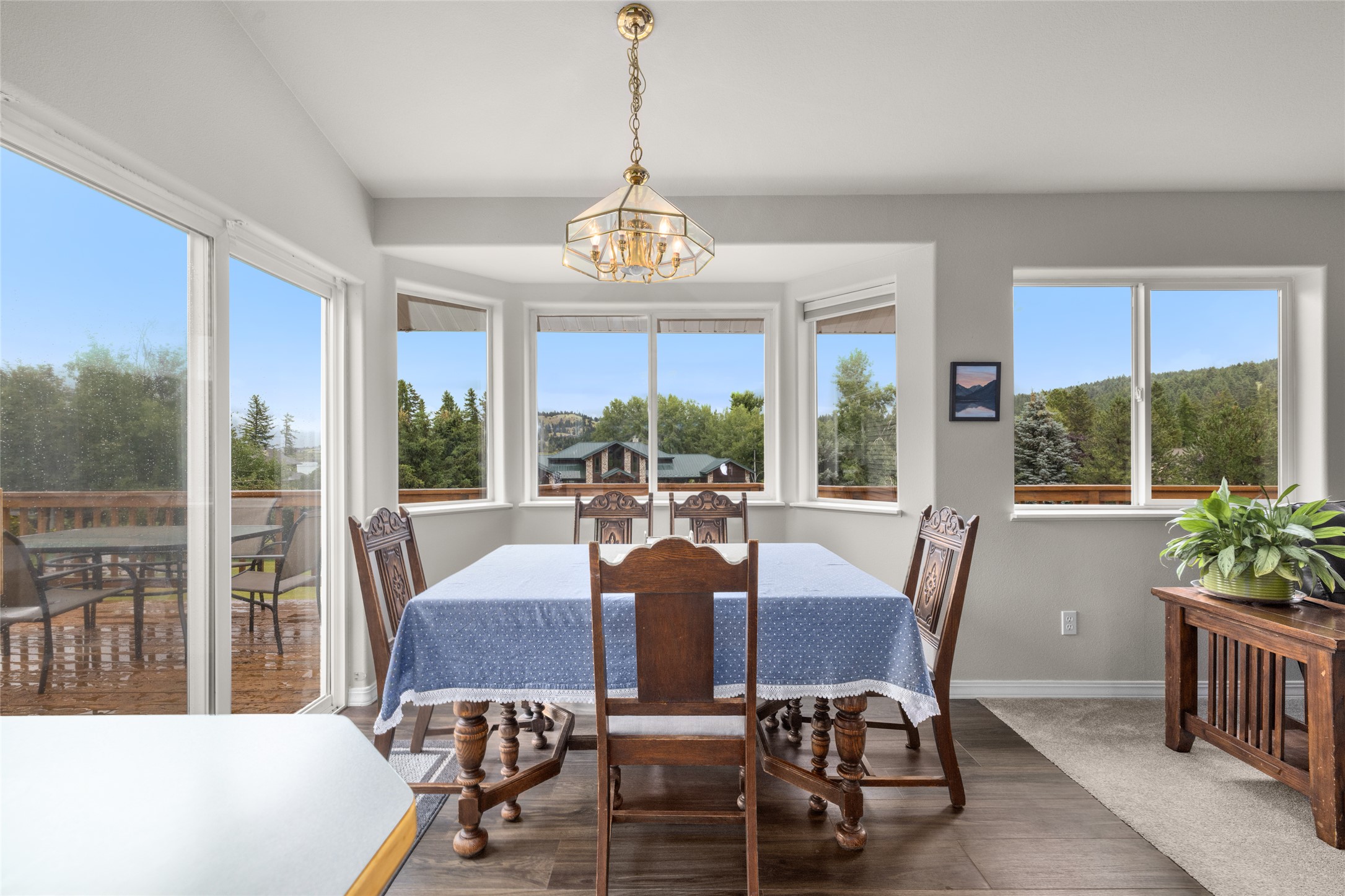106 Rainbow Drive Property Photo 11
