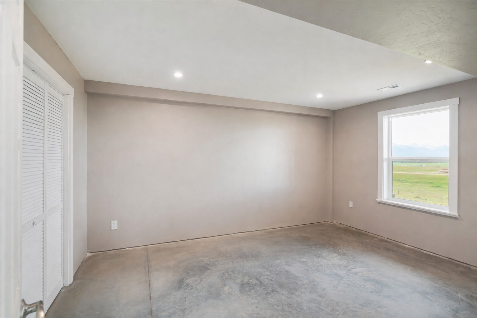 132 Skyview Lane Property Photo 33