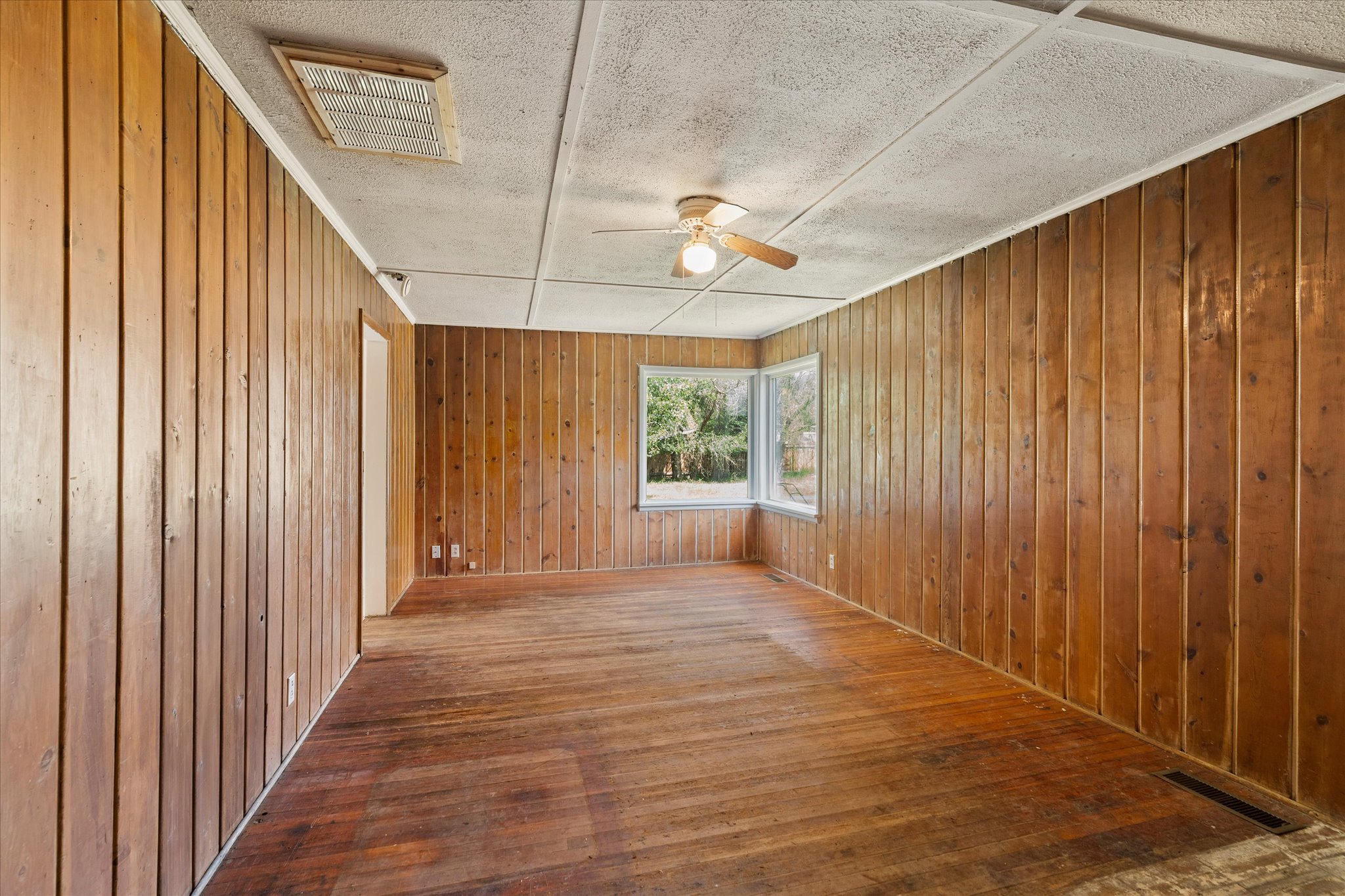 78 Airstrip Road Property Photo 6