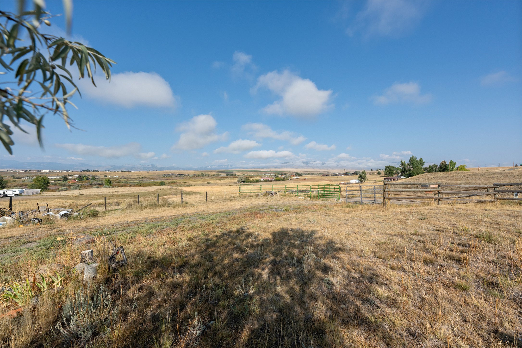 23 Holdsworth Road Property Photo 7