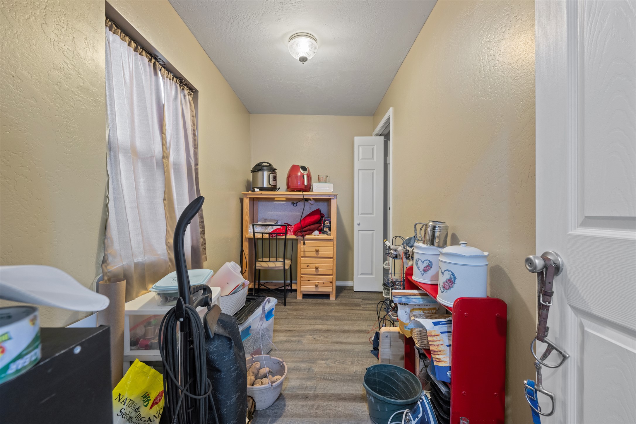 34 E Summit Street Property Photo 15