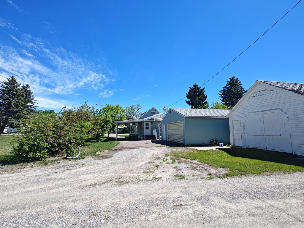 206 4th Avenue Sw Property Photo 3