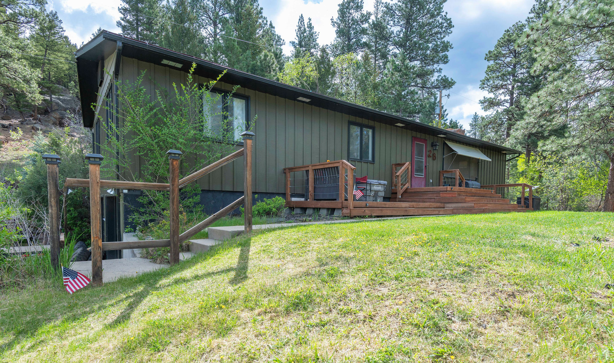 28 Pinecrest Loop Property Photo 3