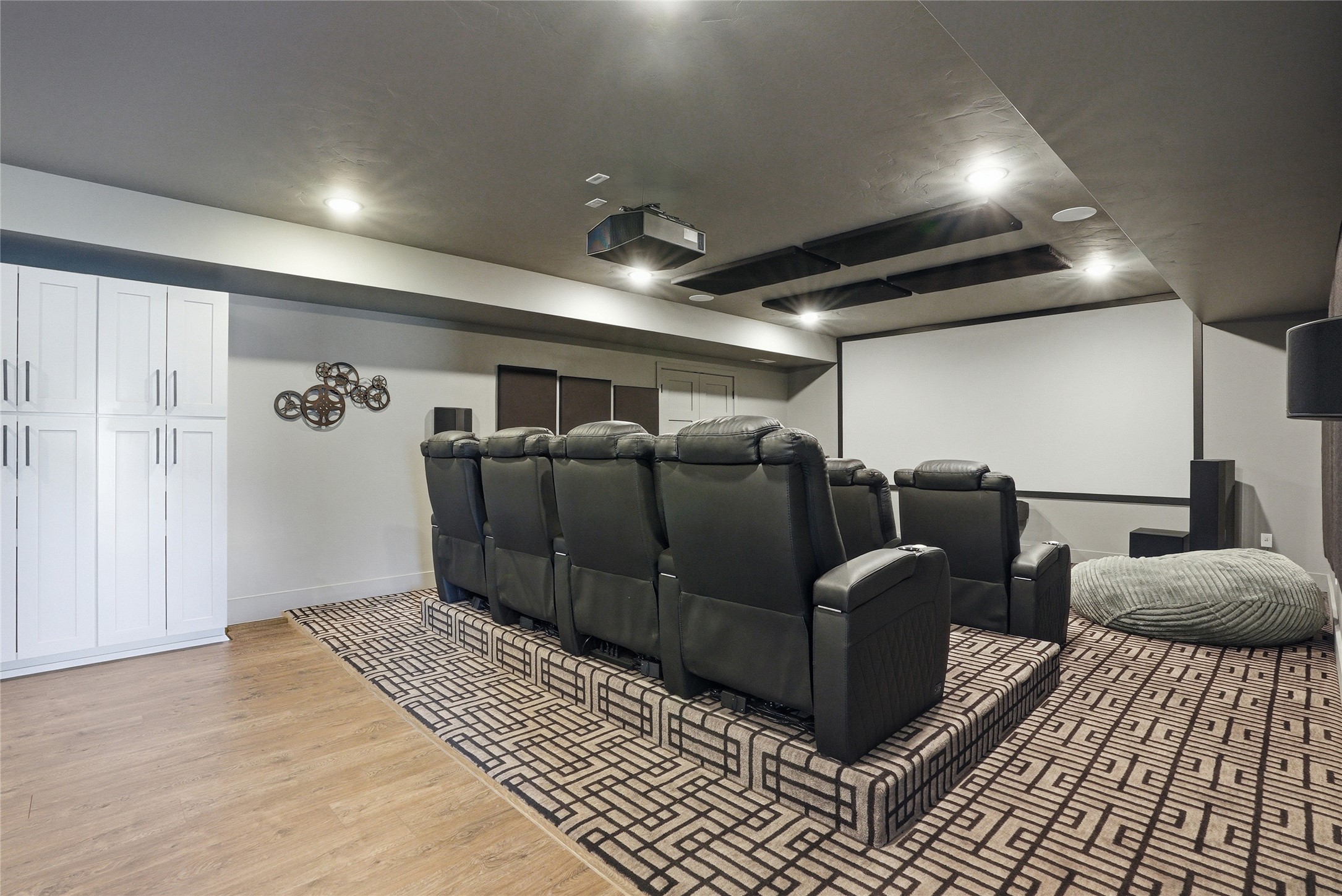 773 Stone Creek Loop Property Photo 40