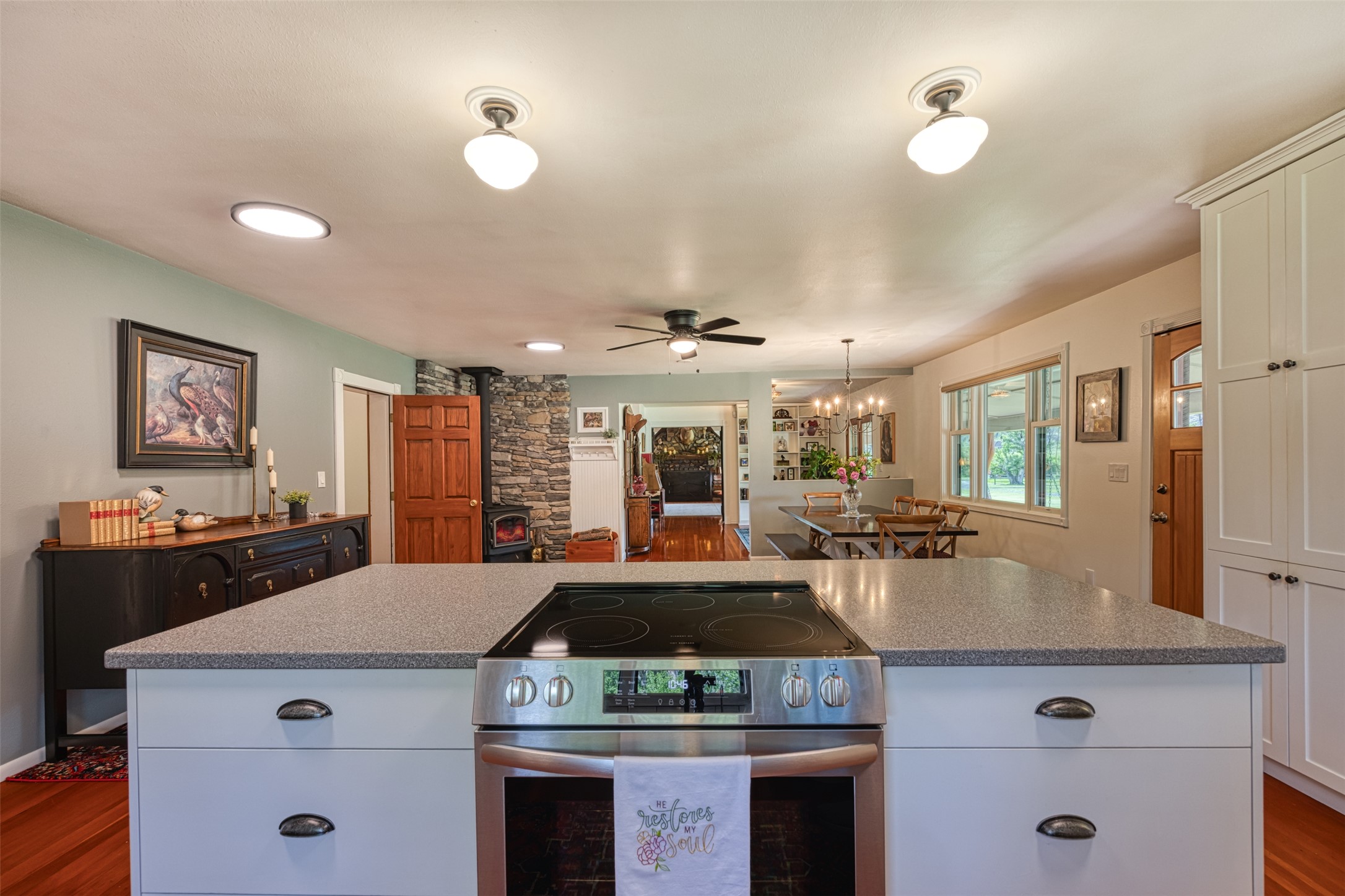8 N Cooper Lane Property Photo 11