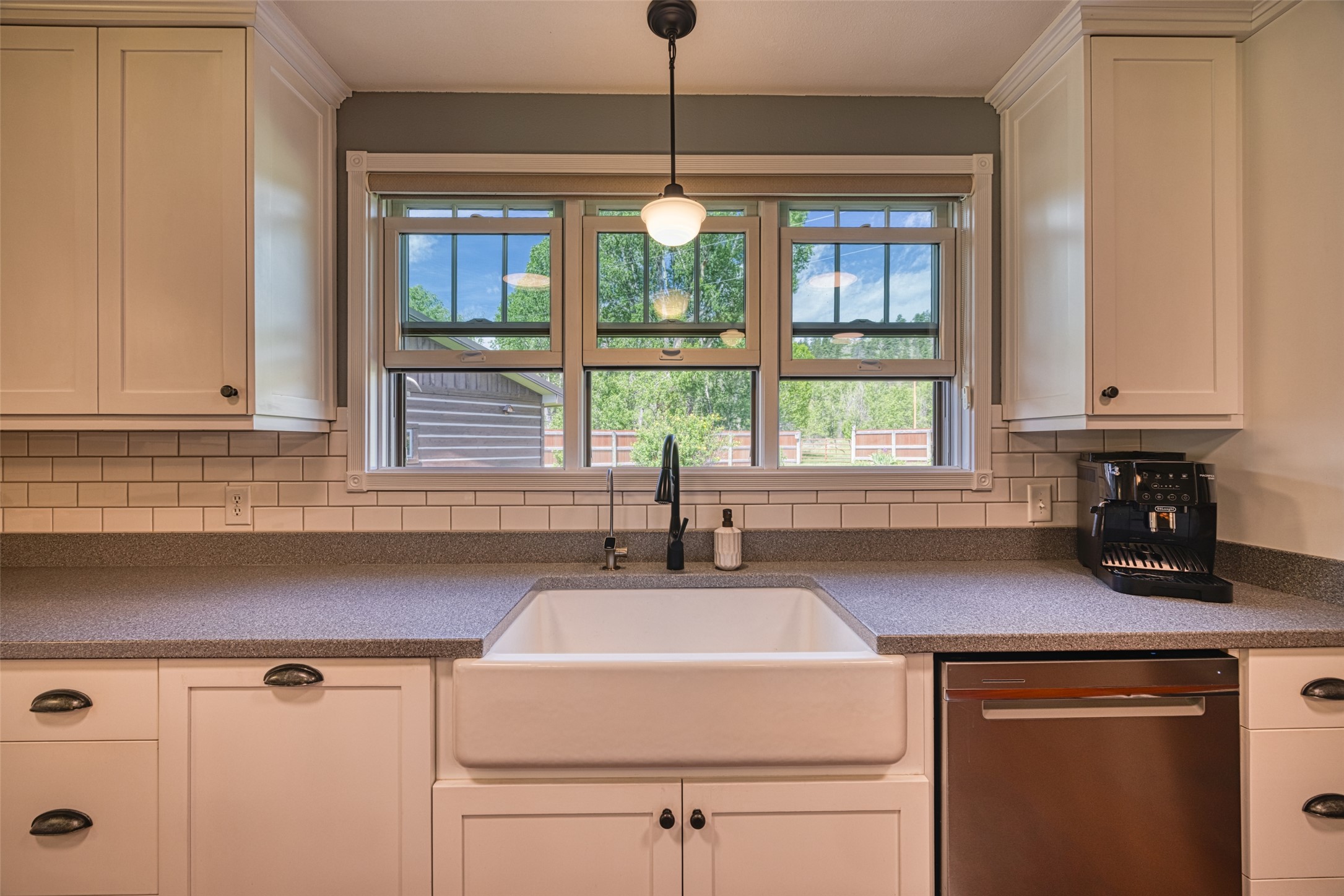 8 N Cooper Lane Property Photo 12