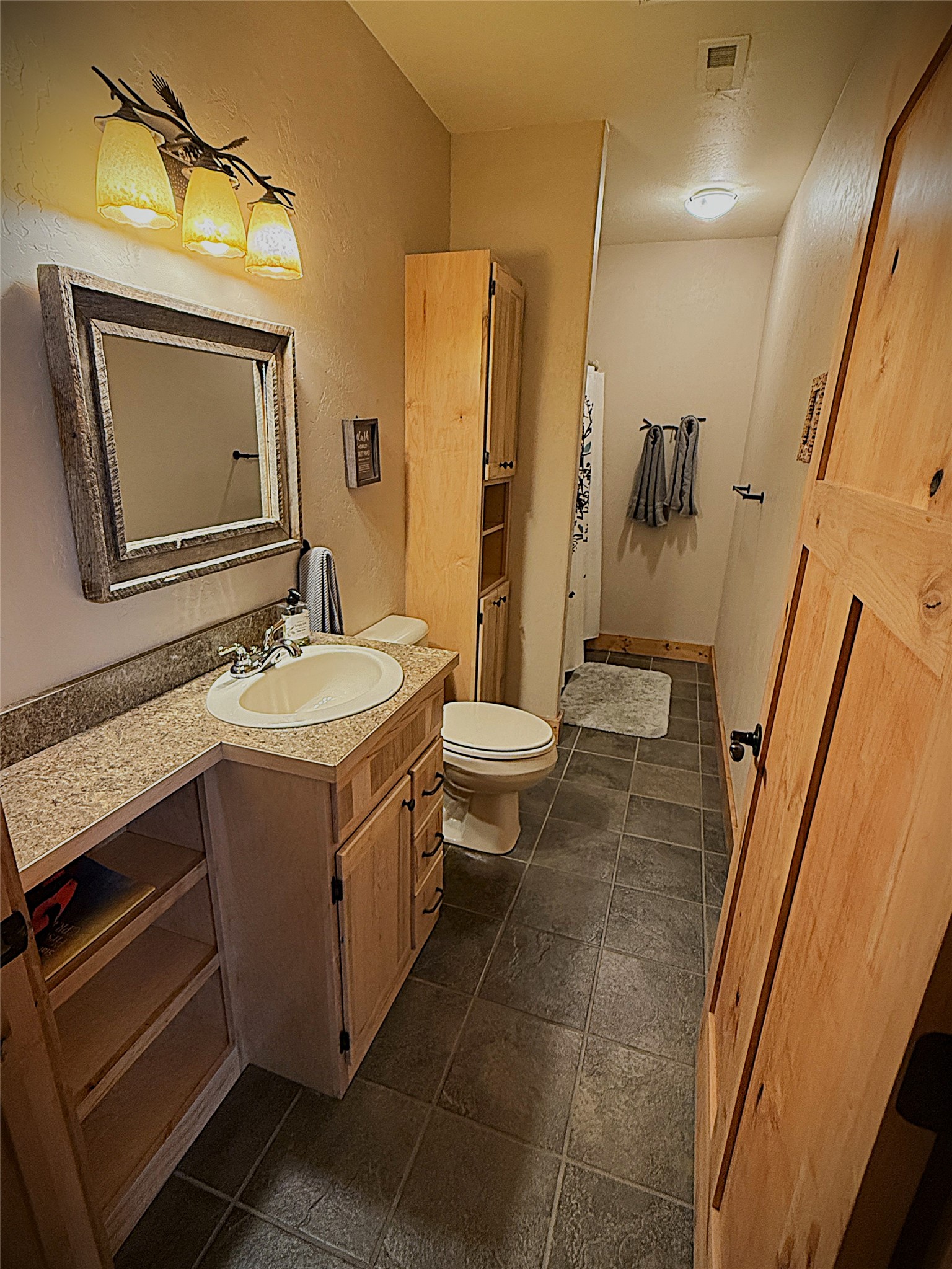 377 Delta View Drive Property Photo 17