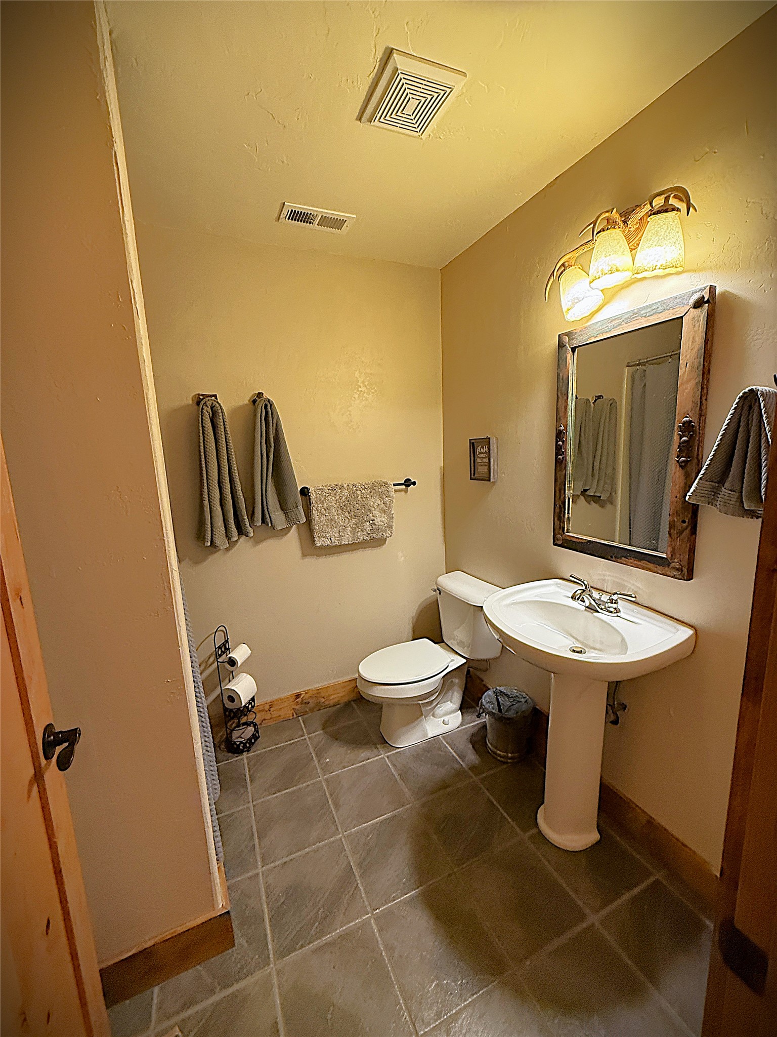 377 Delta View Drive Property Photo 25