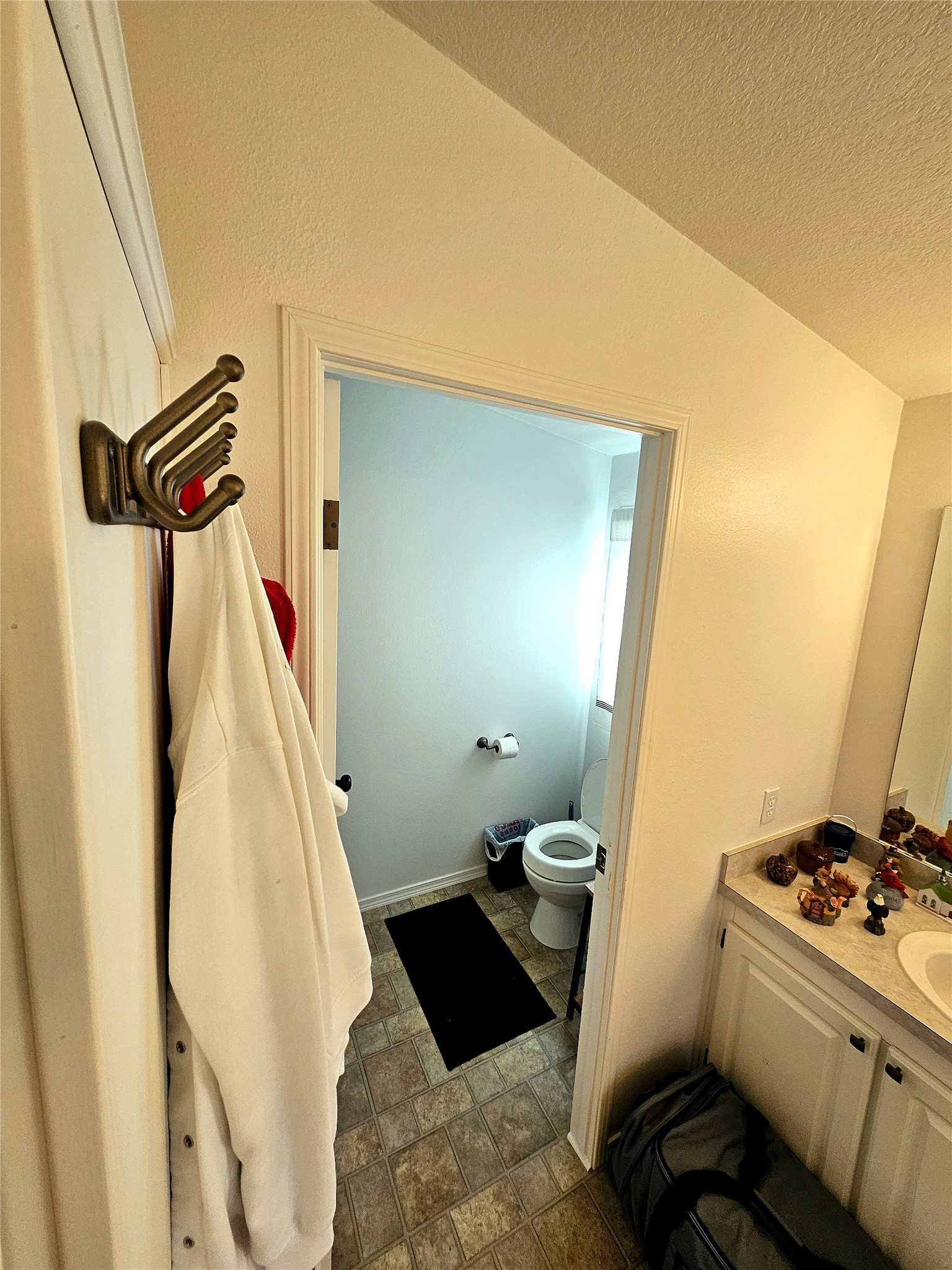 1725 Dukes Avenue Property Photo 18
