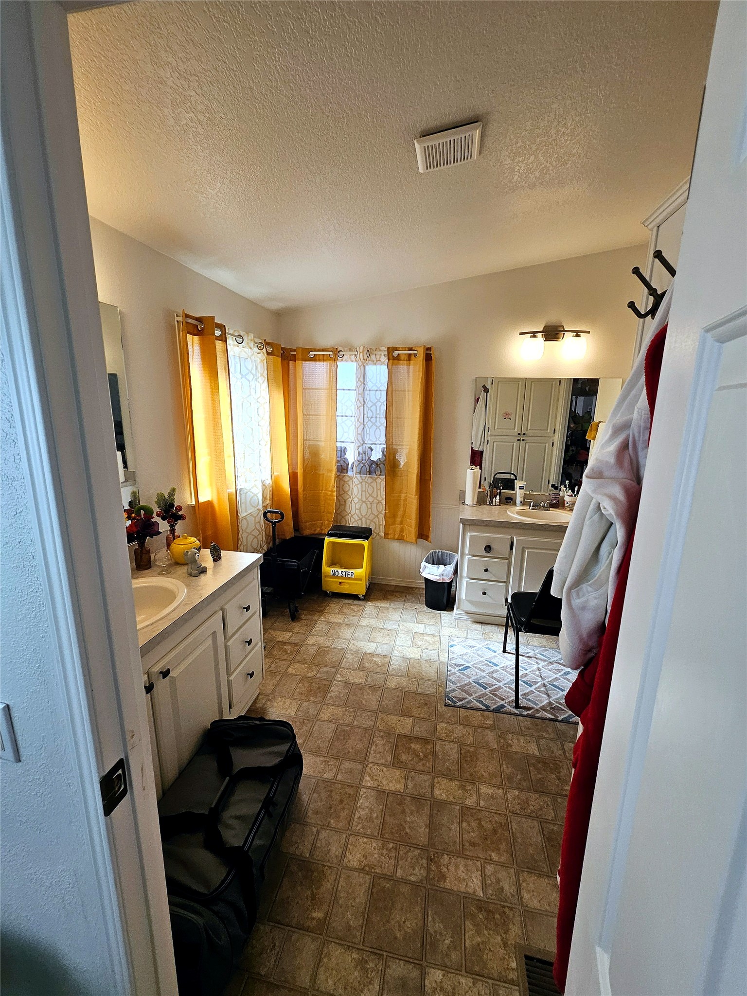 1725 Dukes Avenue Property Photo 21