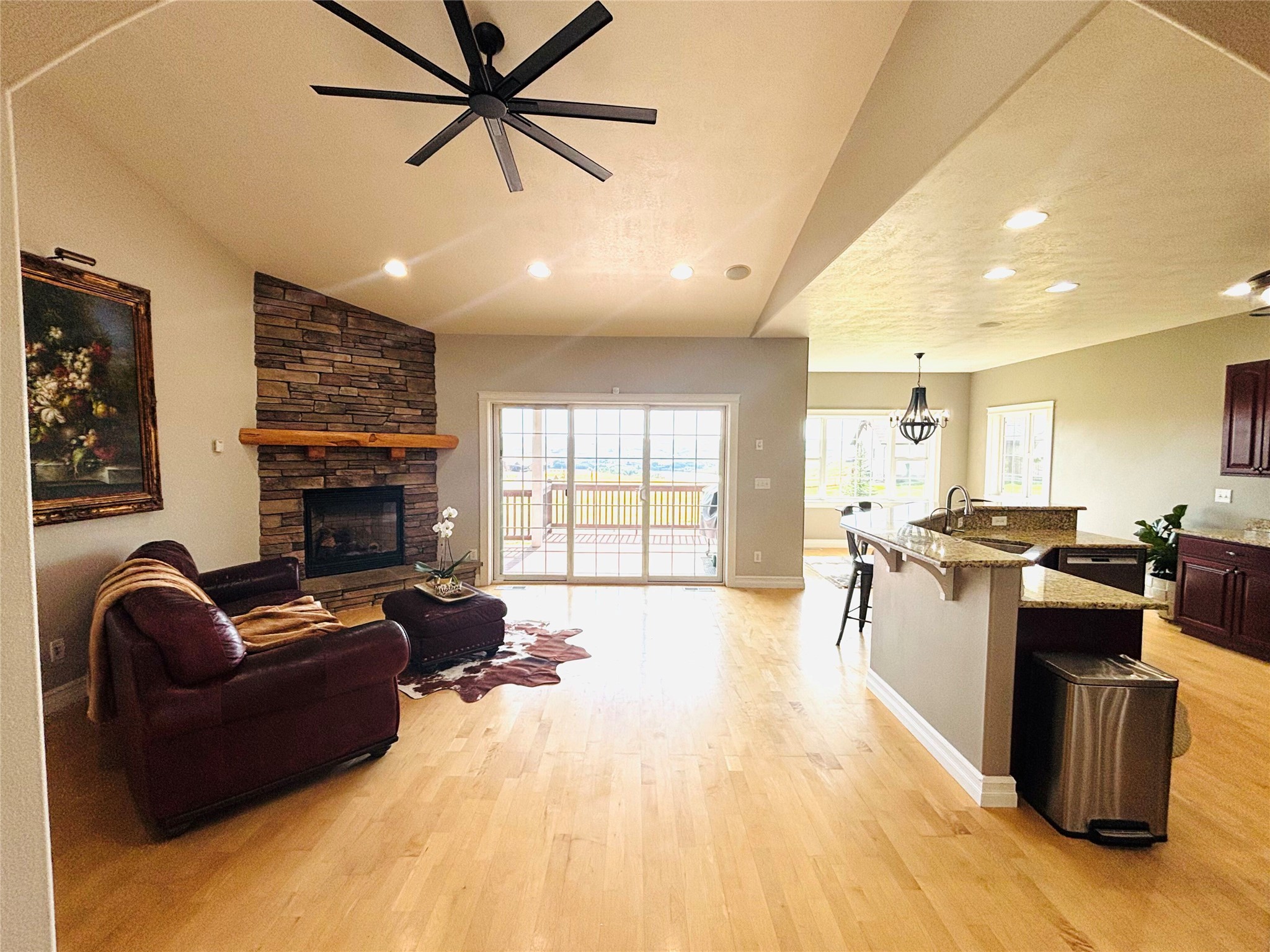 8 Bend View Lane Property Photo 5