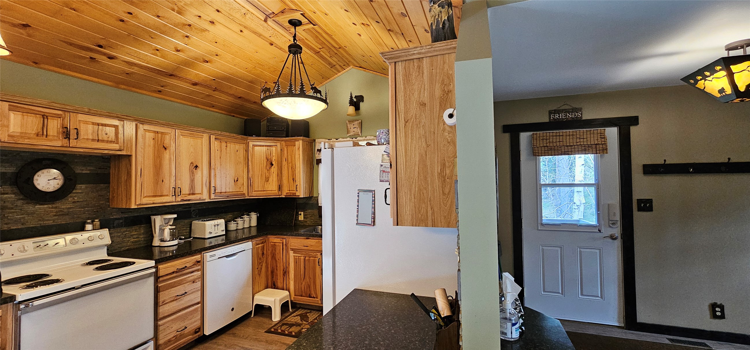 151 4th Street W Property Photo 50