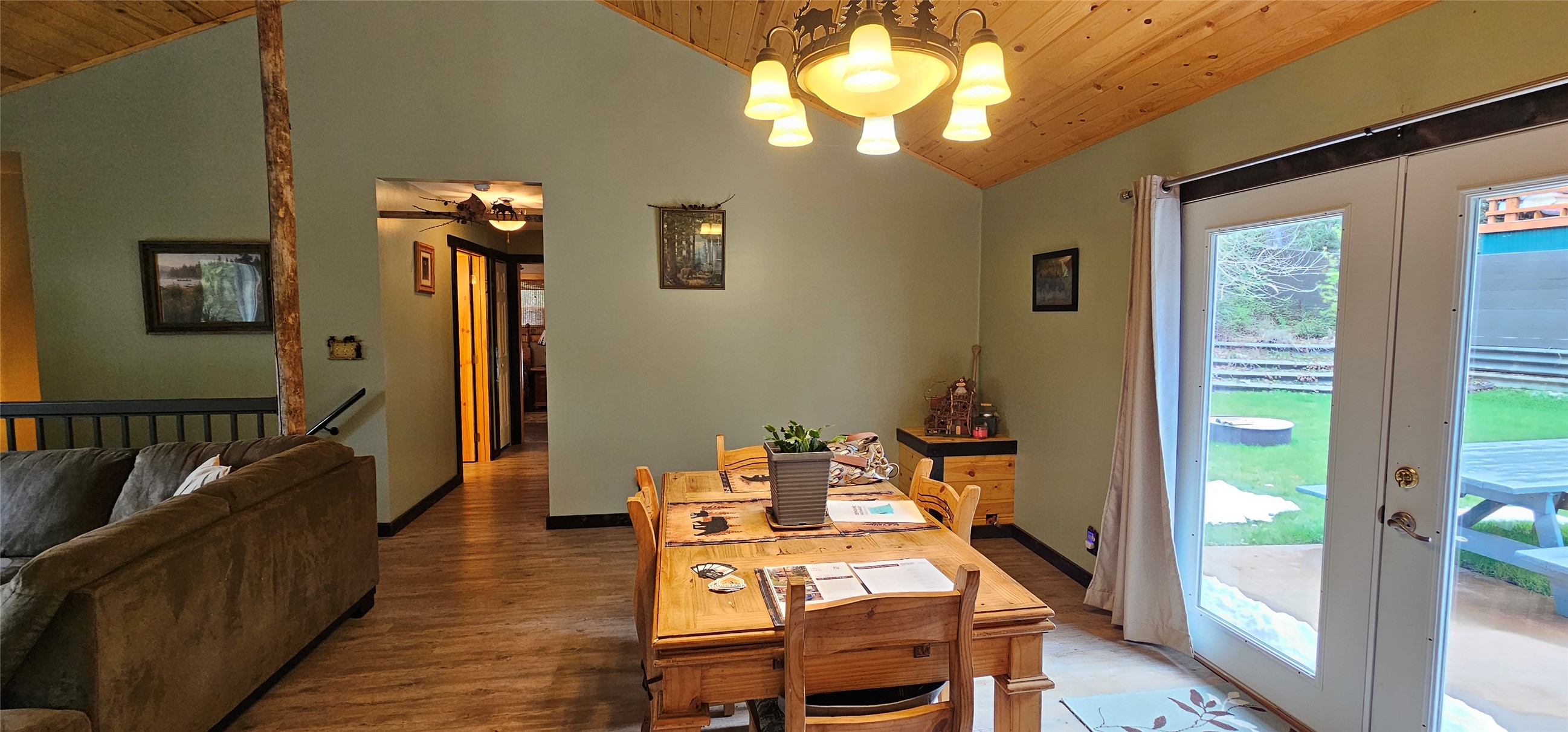 151 4th Street W Property Photo 54