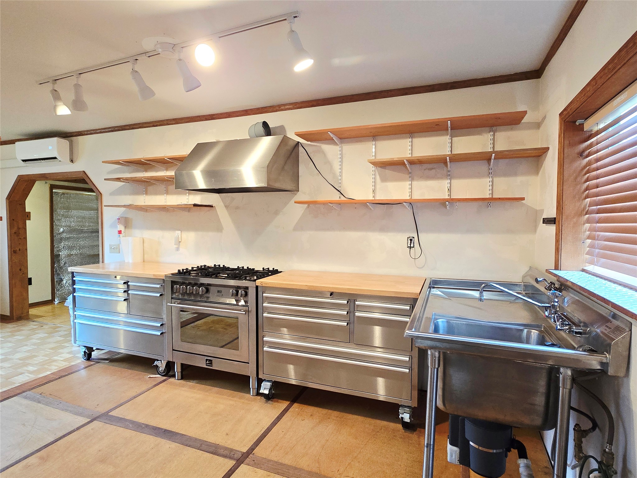 203 3rd Street Property Photo 2