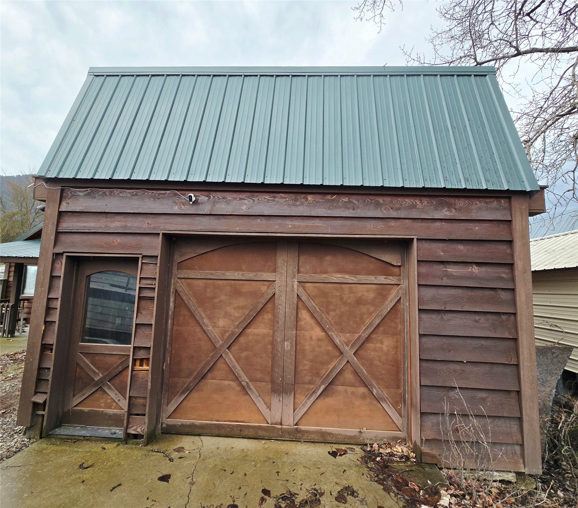 203 3rd Street Property Photo 7