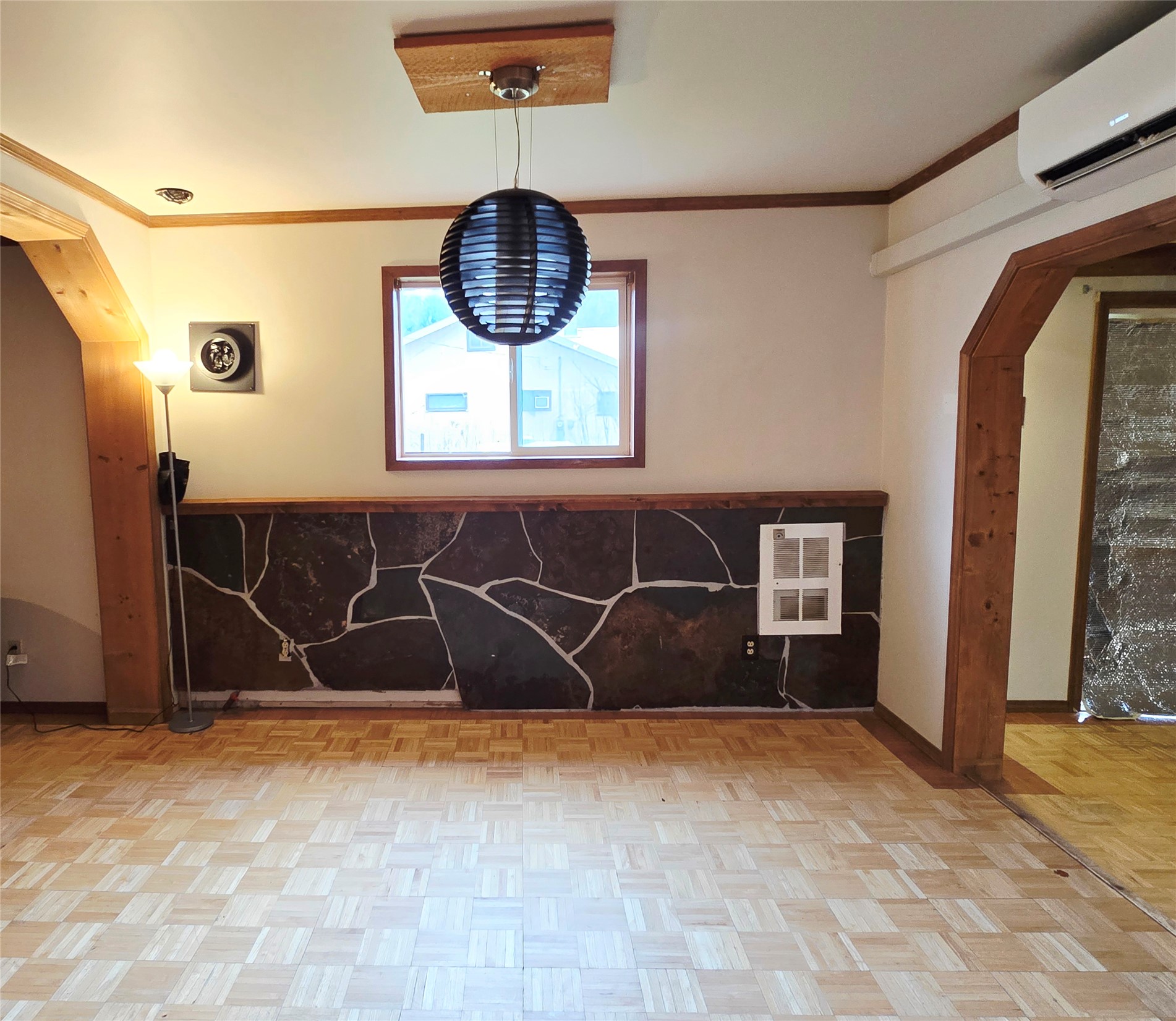 203 3rd Street Property Photo 9
