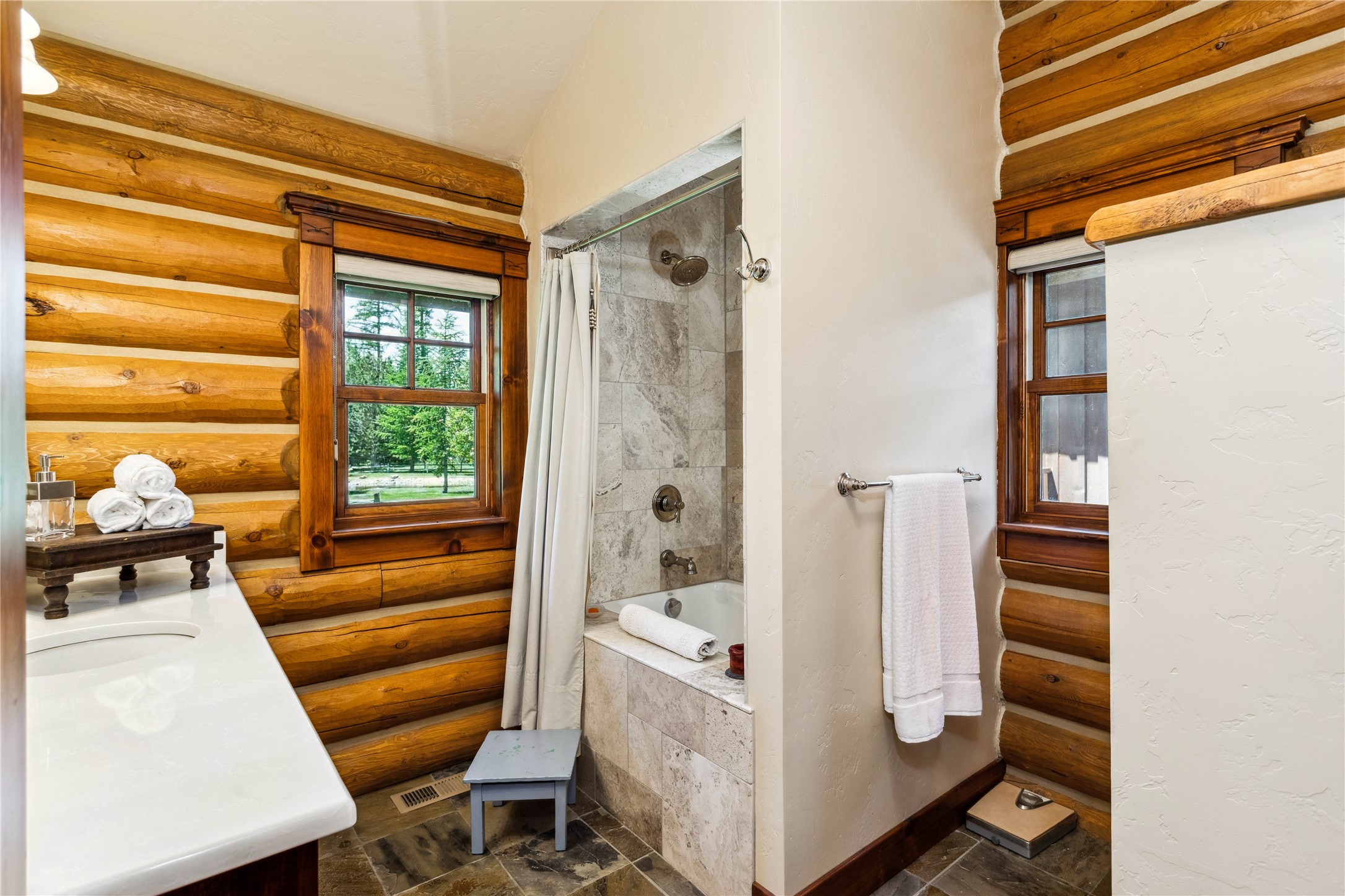 12284 Cygnet Way Property Photo 15