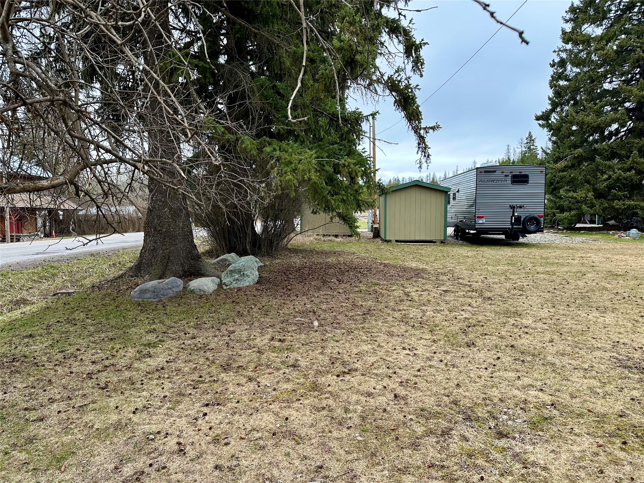 1605 Tamarack Lane Property Photo 3