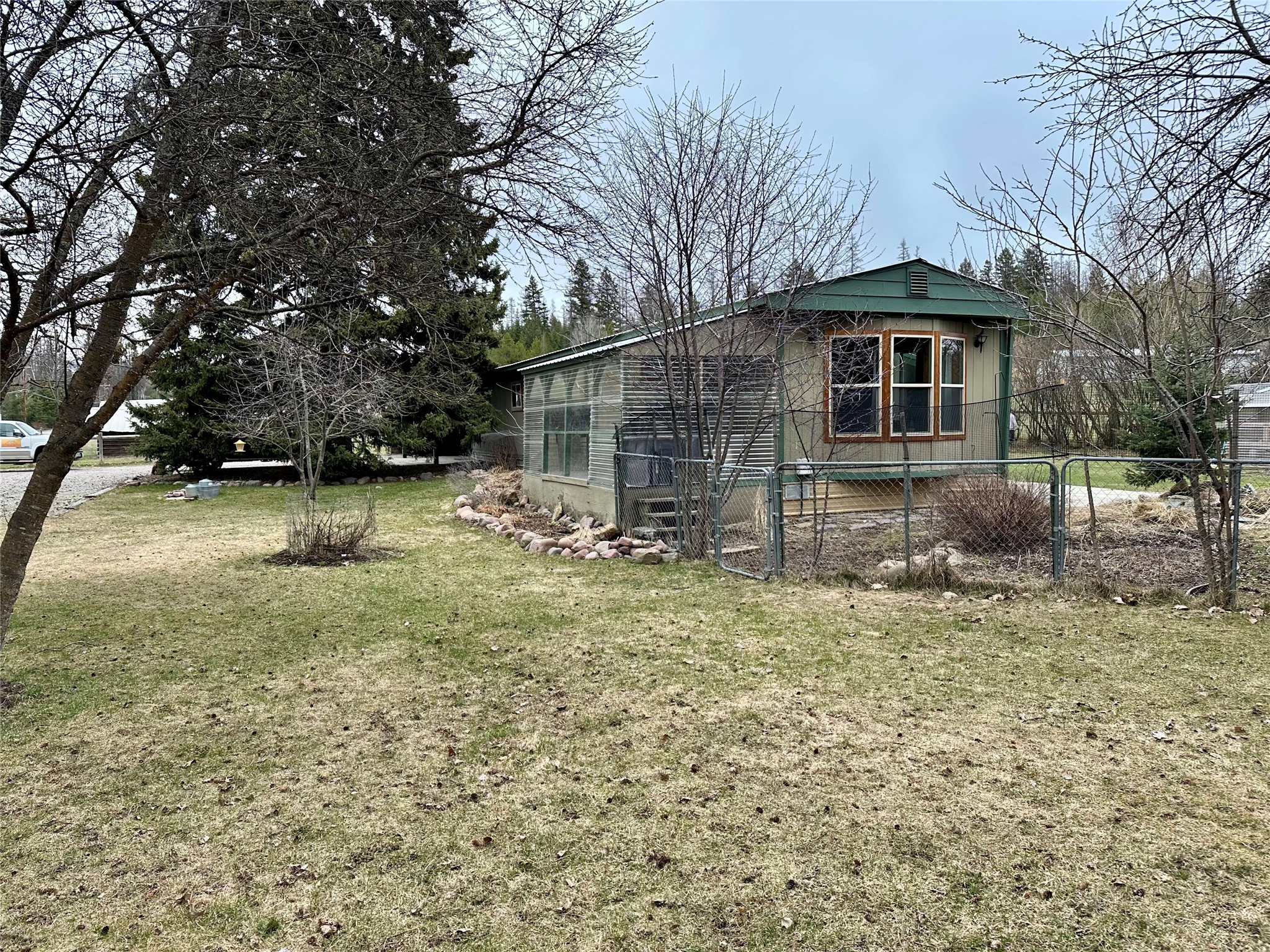 1605 Tamarack Lane Property Photo 6