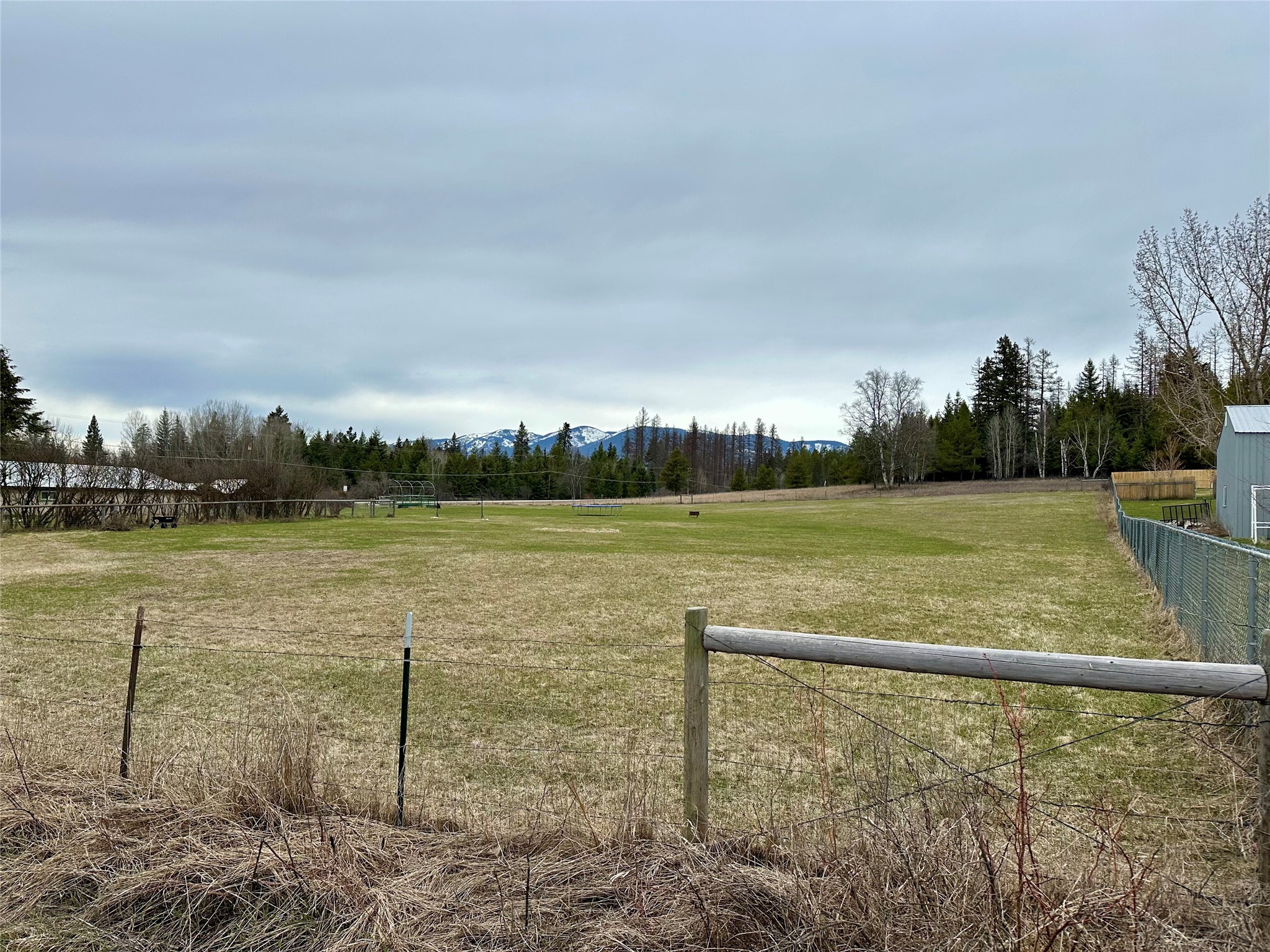 1605 Tamarack Lane Property Photo 11