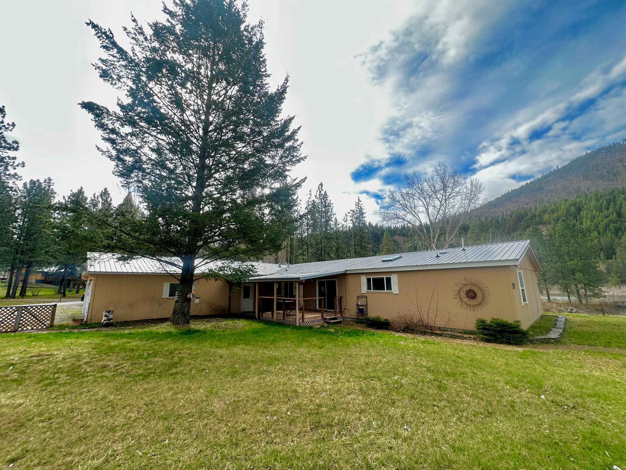 1595 River Bend Road Property Photo 1