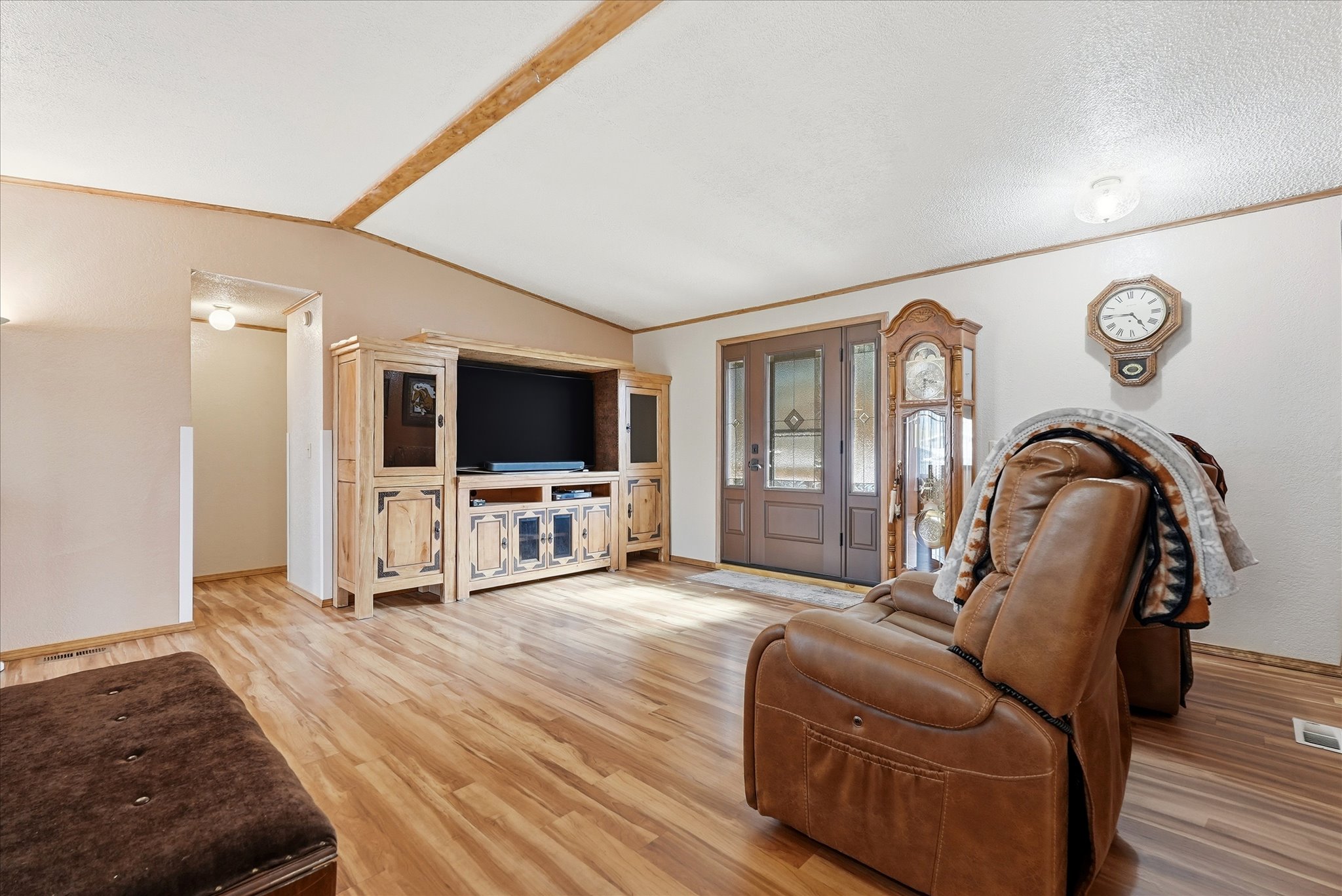 1110 5th Street E Property Photo 11