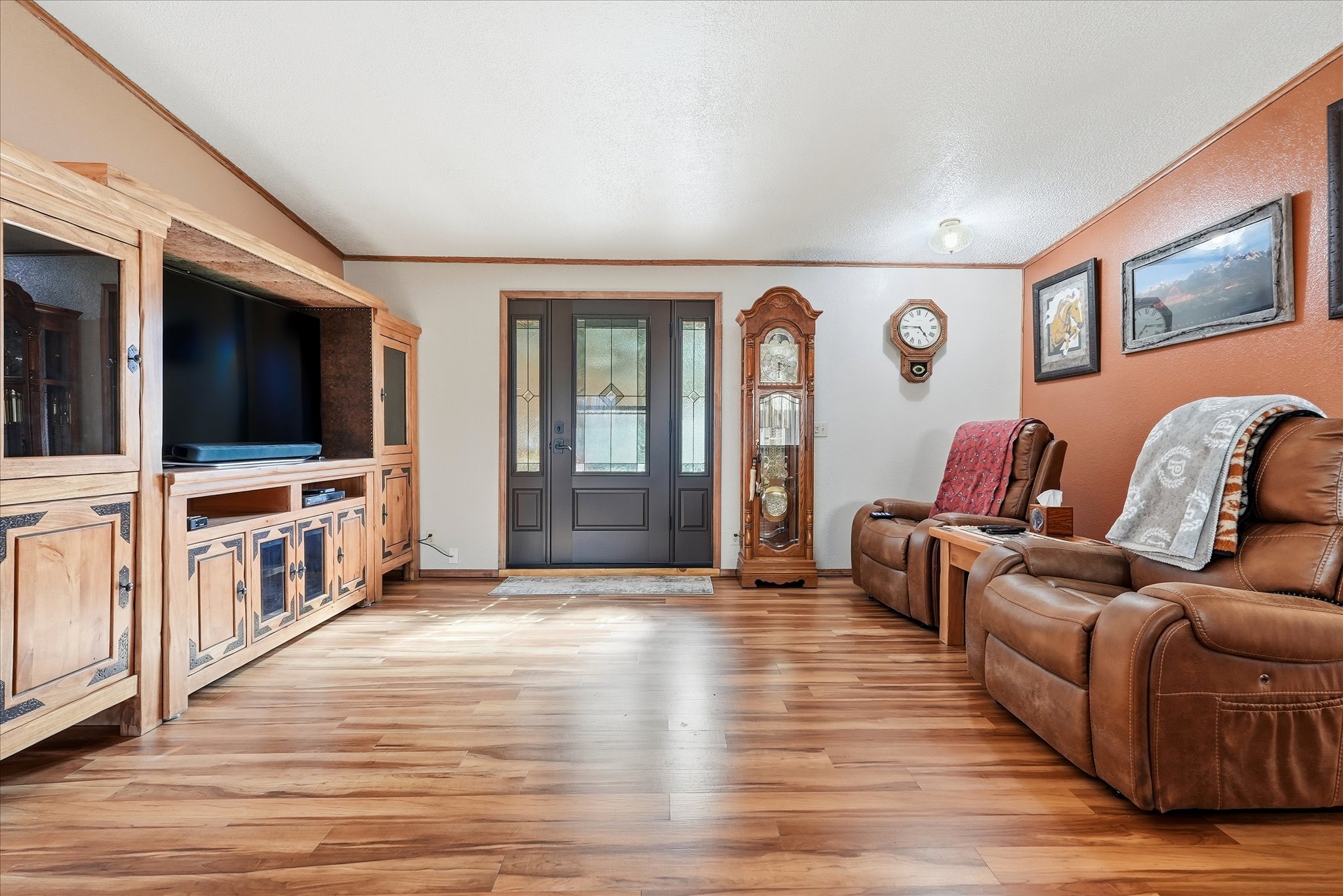 1110 5th Street E Property Photo 12