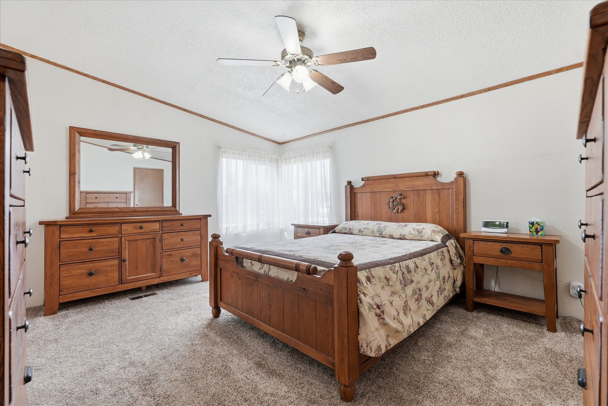 1110 5th Street E Property Photo 18