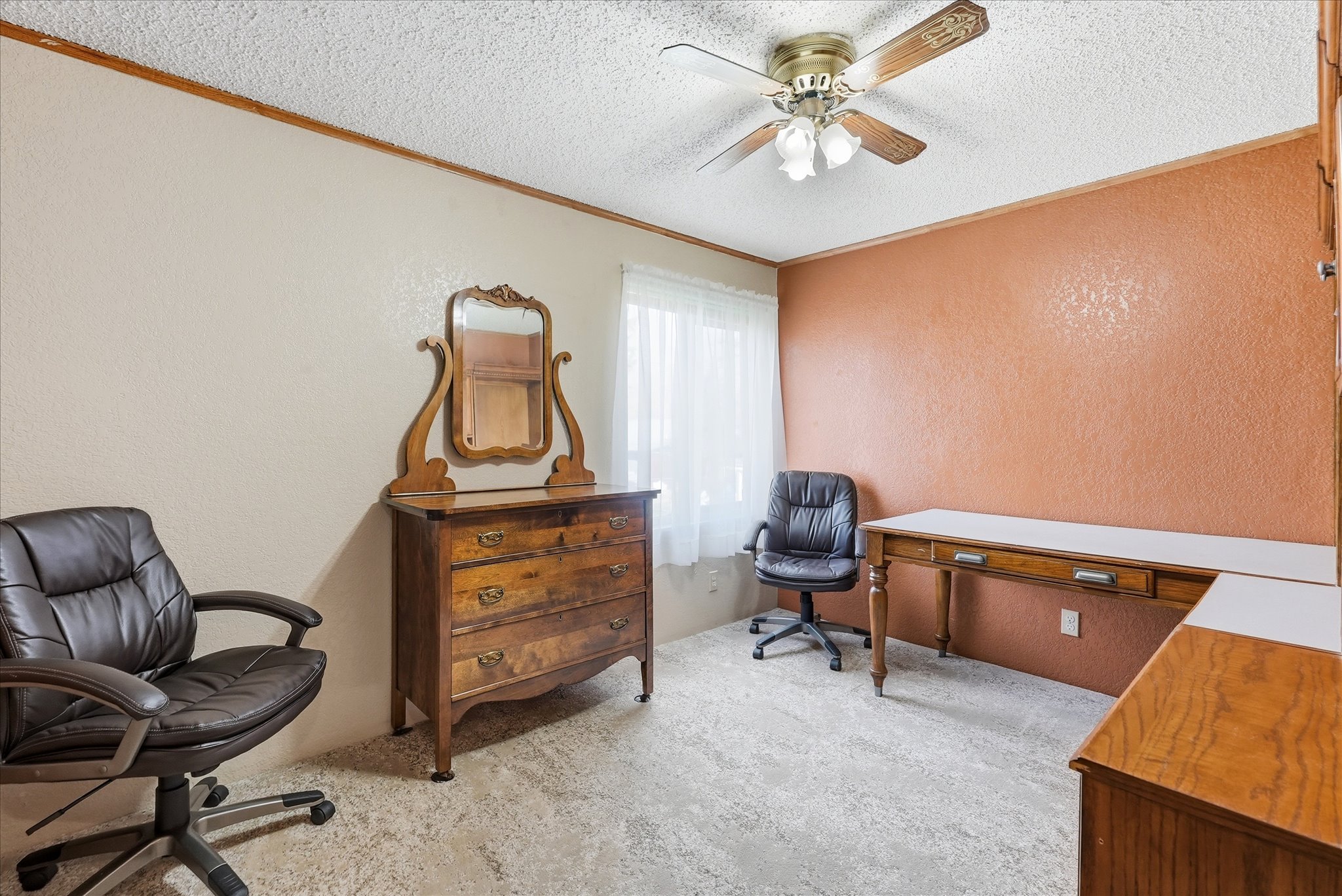 1110 5th Street E Property Photo 24