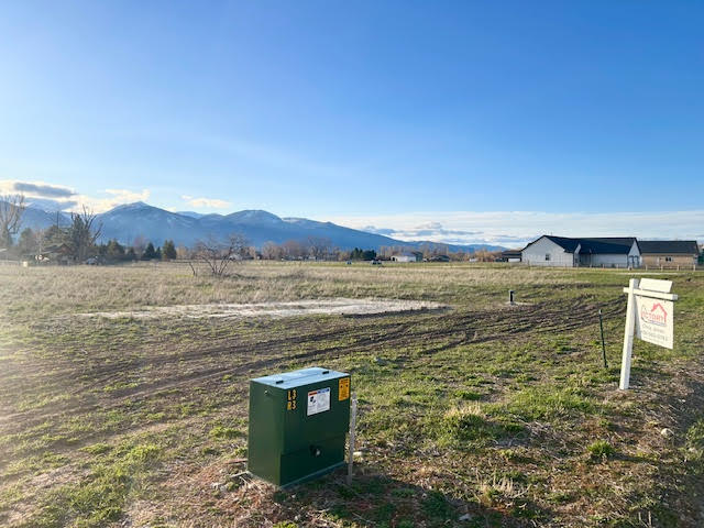 Nhn Broken Spoke Road Lot 4 Property Photo 2