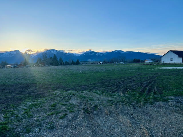 Nhn Broken Spoke Road Lot 4 Property Photo 6