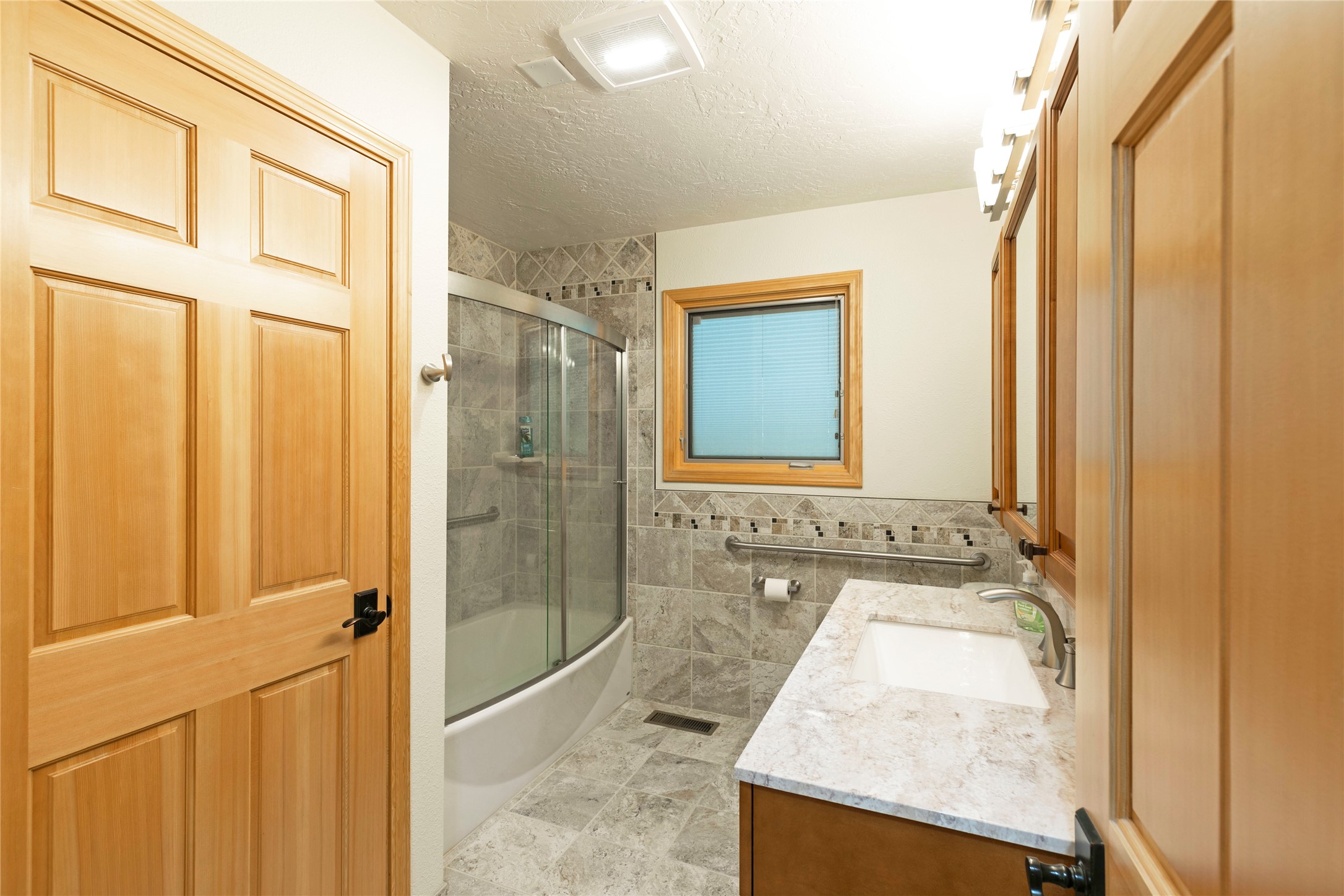 4580 Whitewater Park Property Photo 18