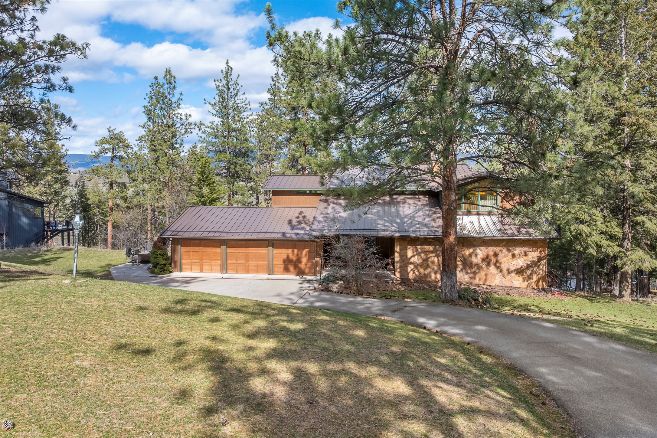730 Big Flat Road Property Photo 6