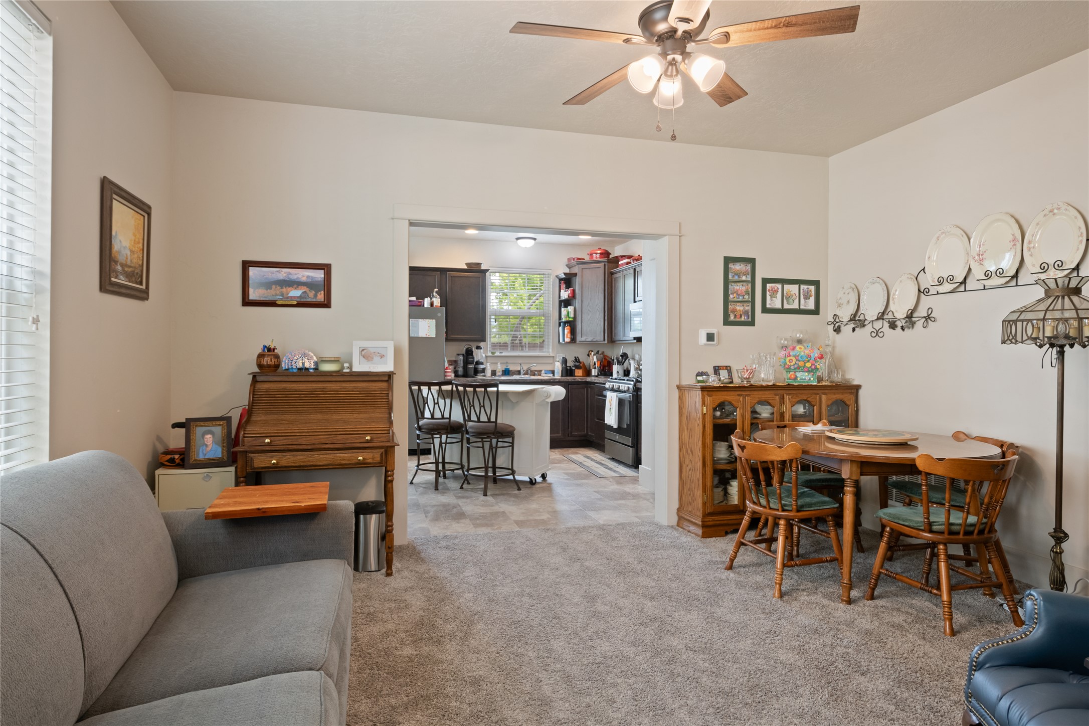 156 Villa Court Property Photo 4