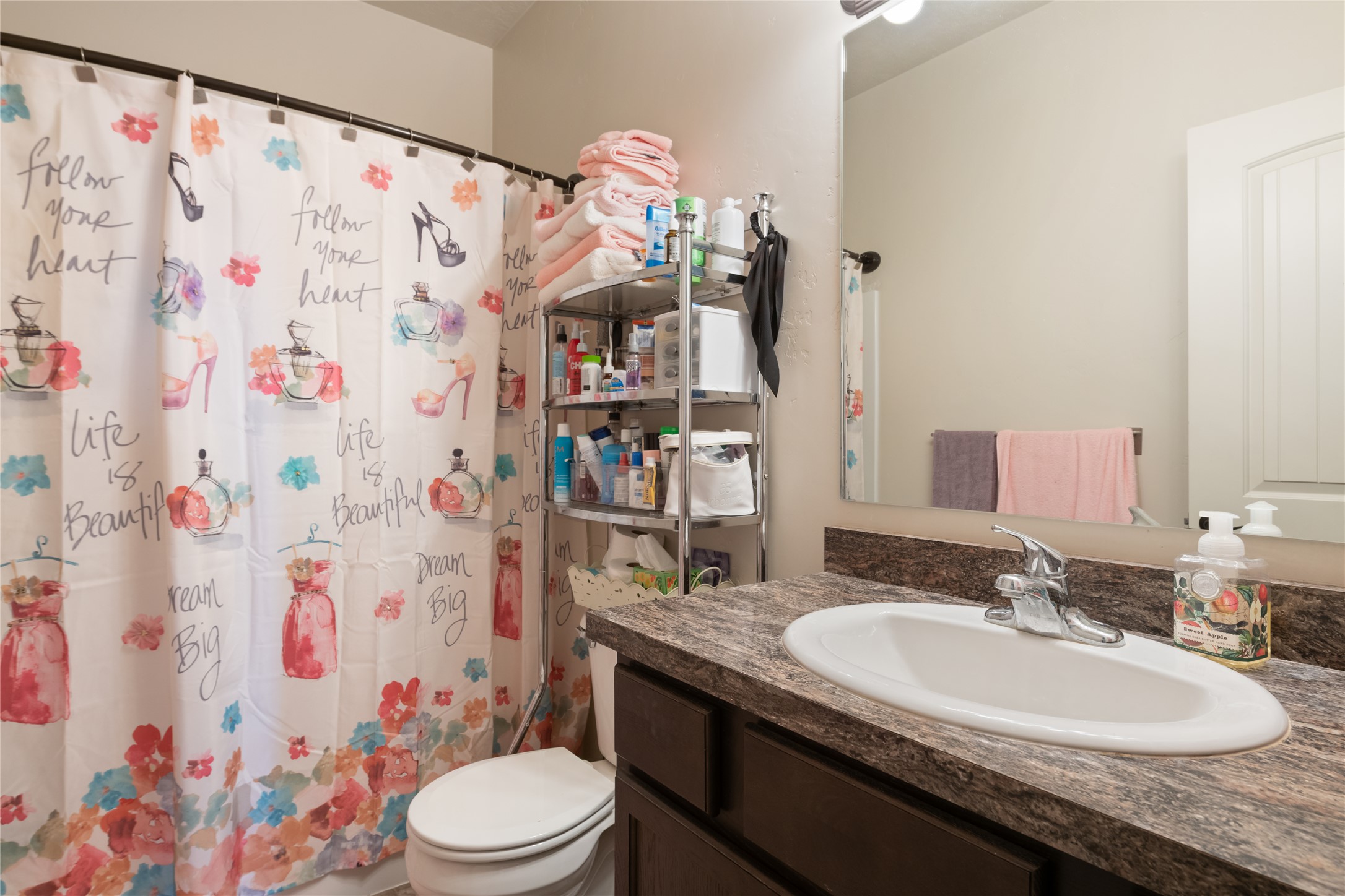 156 Villa Court Property Photo 7