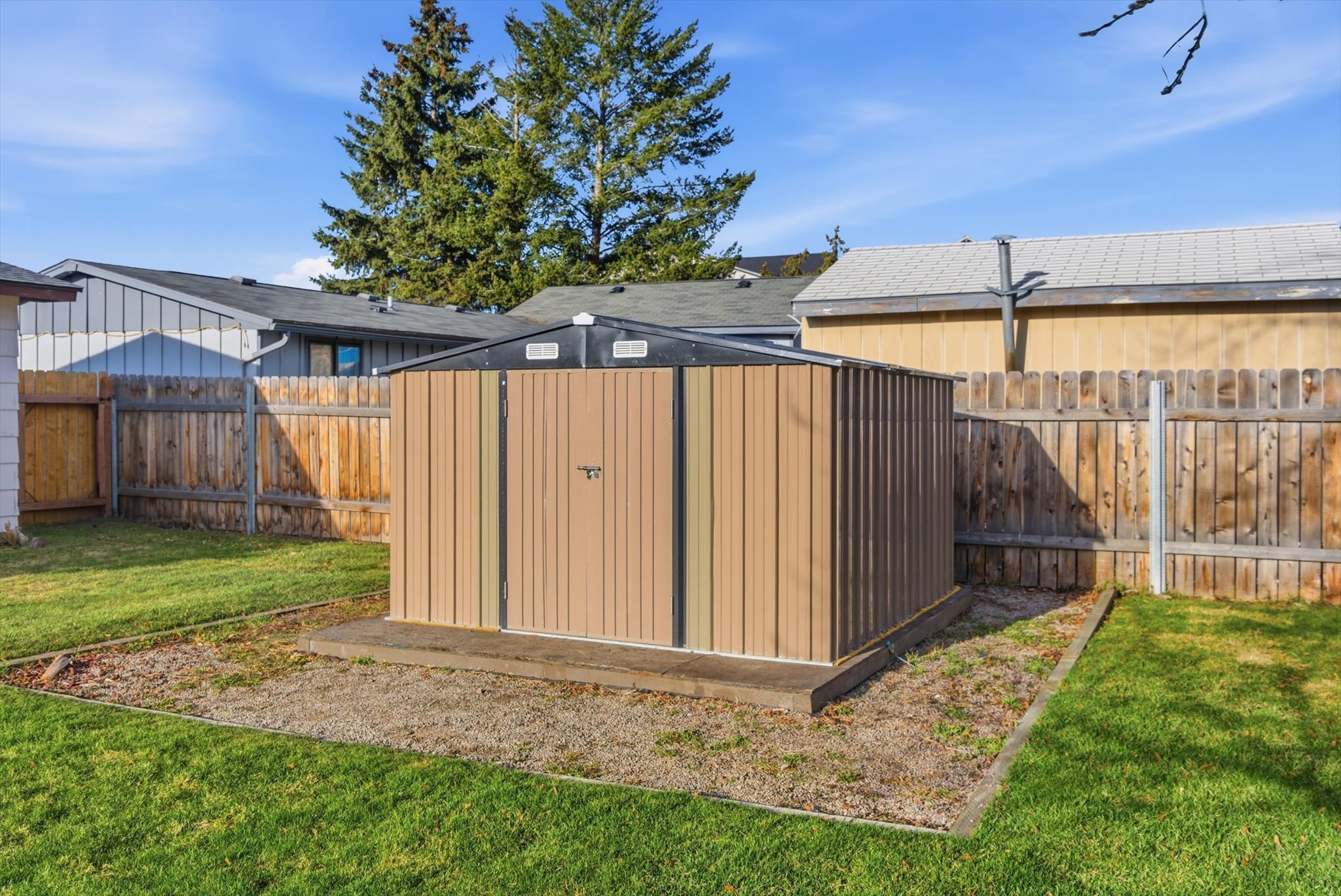 19 Glacier Street Property Photo 23