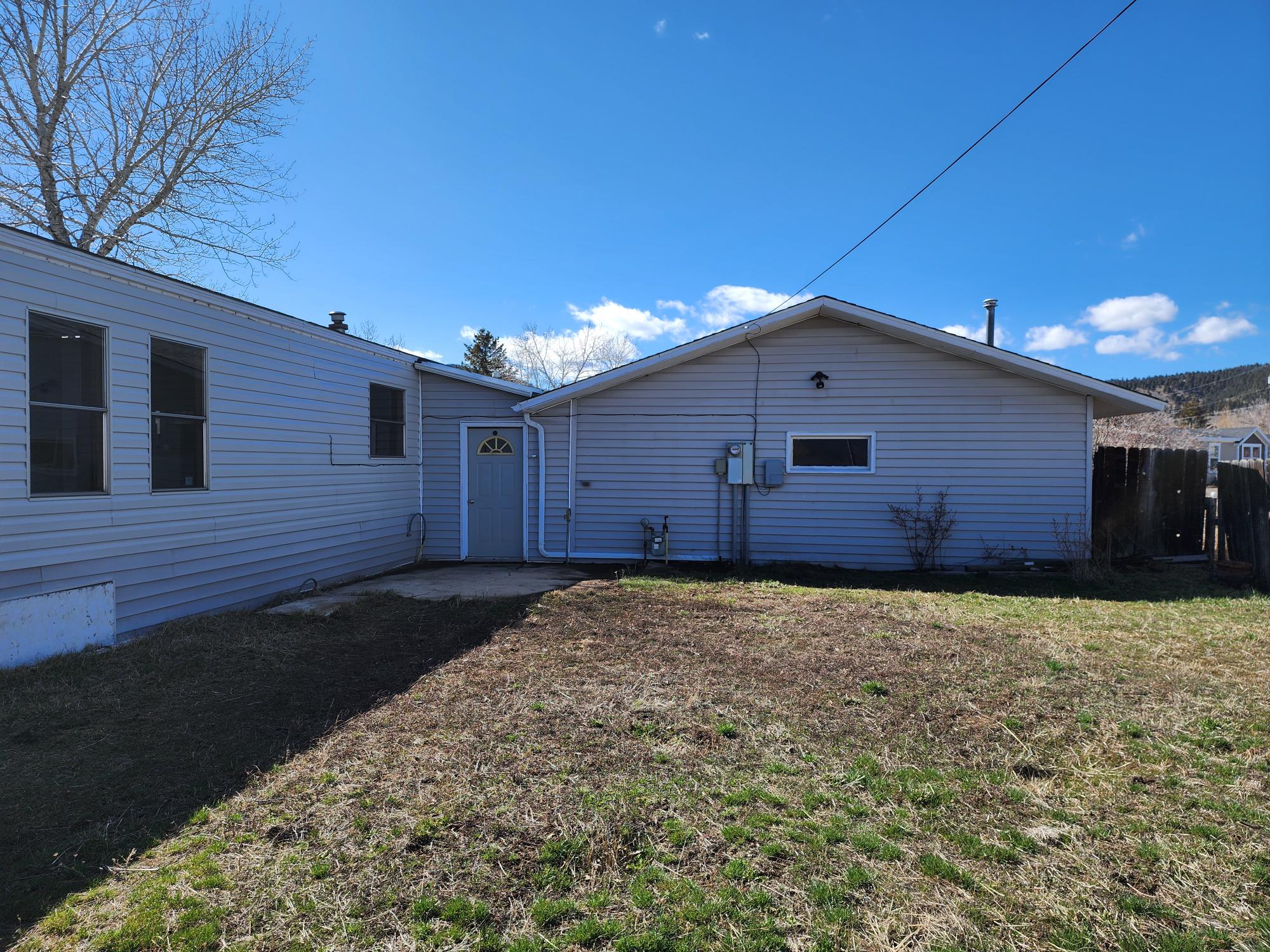 204 S Cook Street Property Photo 5