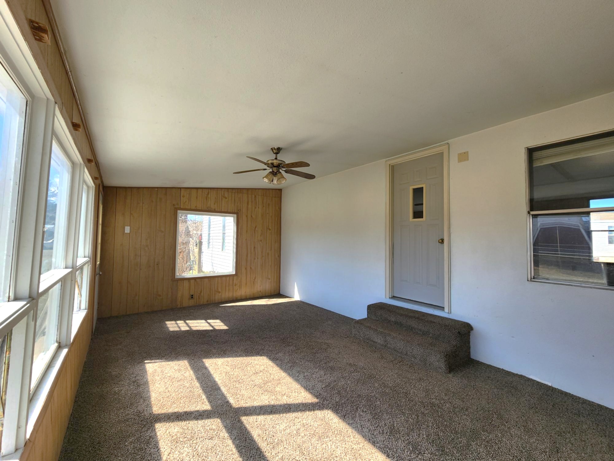 204 S Cook Street Property Photo 17