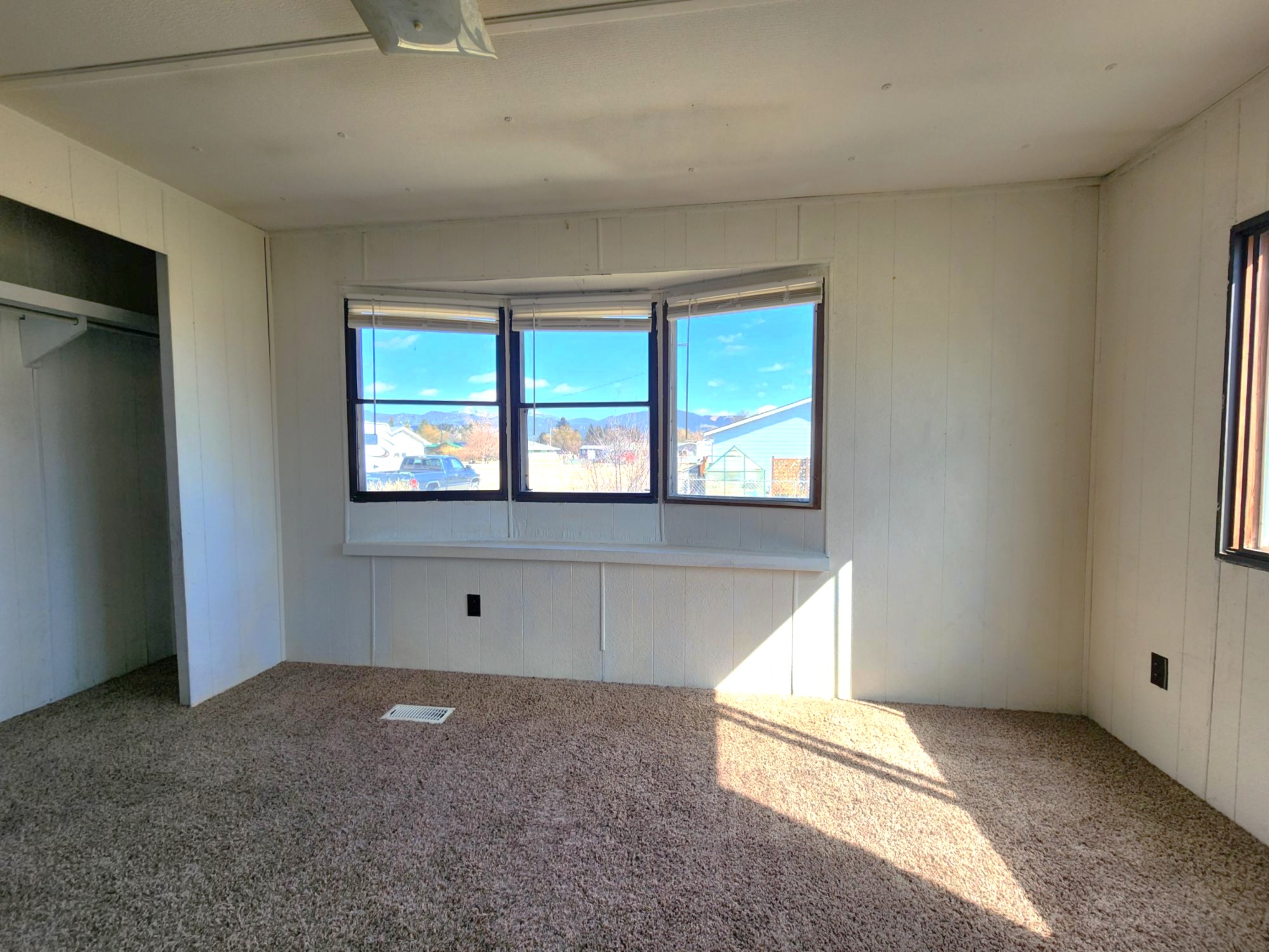 204 S Cook Street Property Photo 21