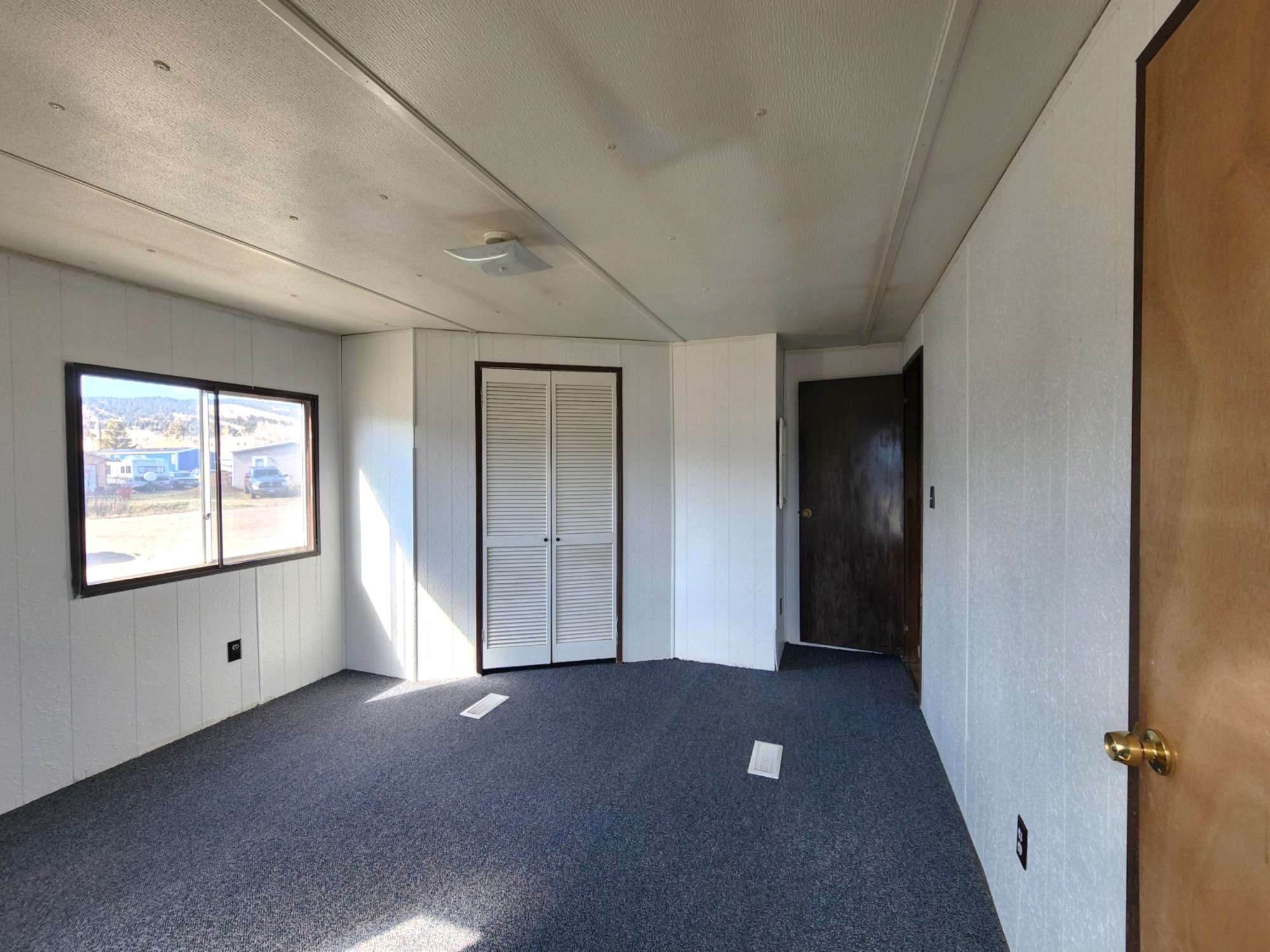 204 S Cook Street Property Photo 26