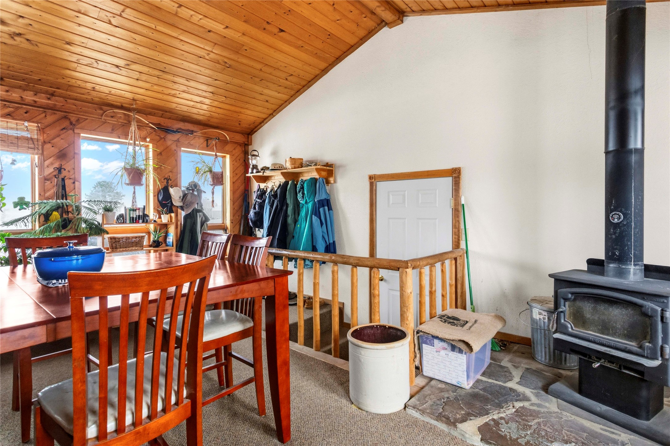 240 Roosevelt Drive Property Photo 16
