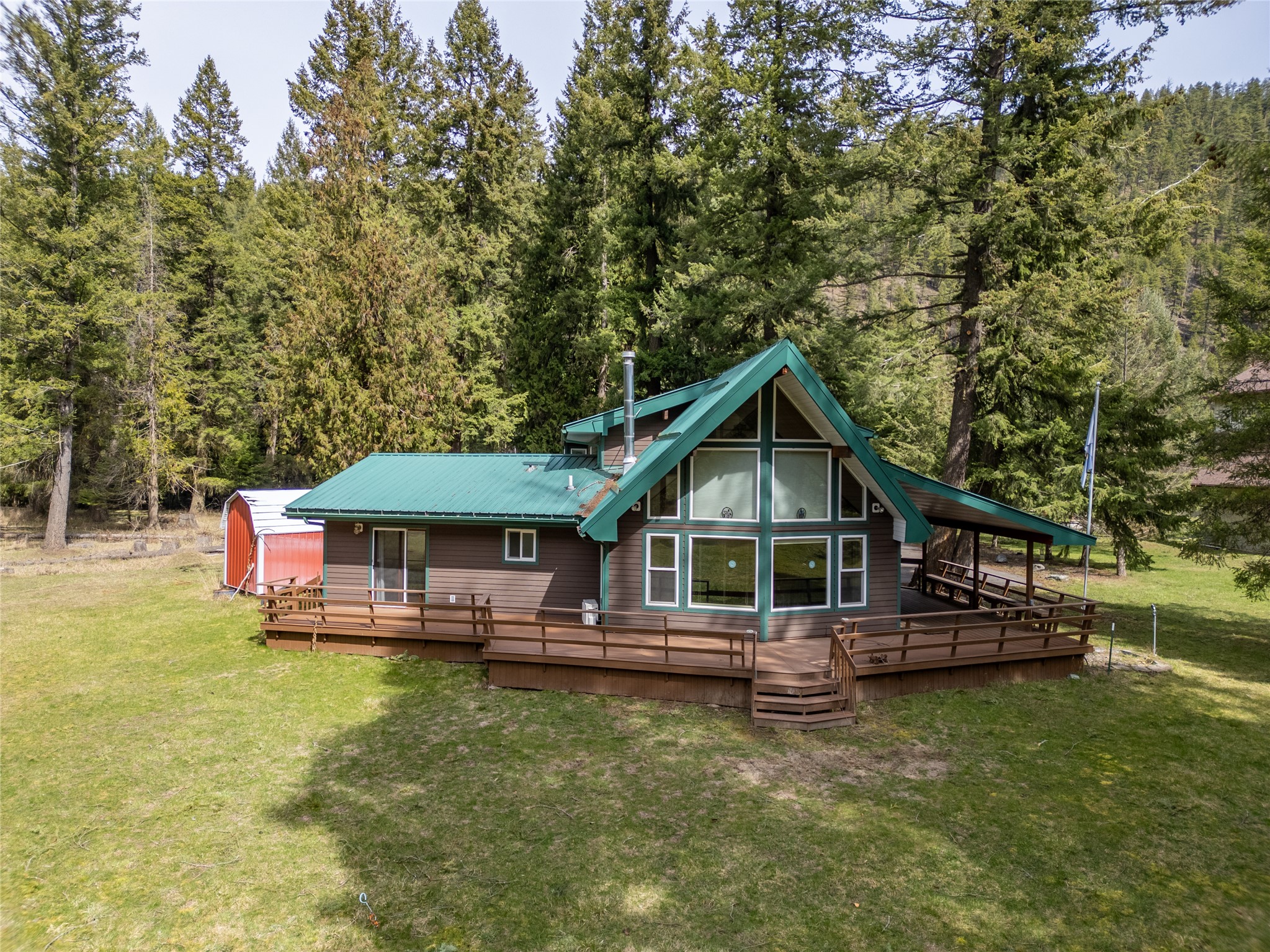 6367 Kootenai River Road Property Photo 6
