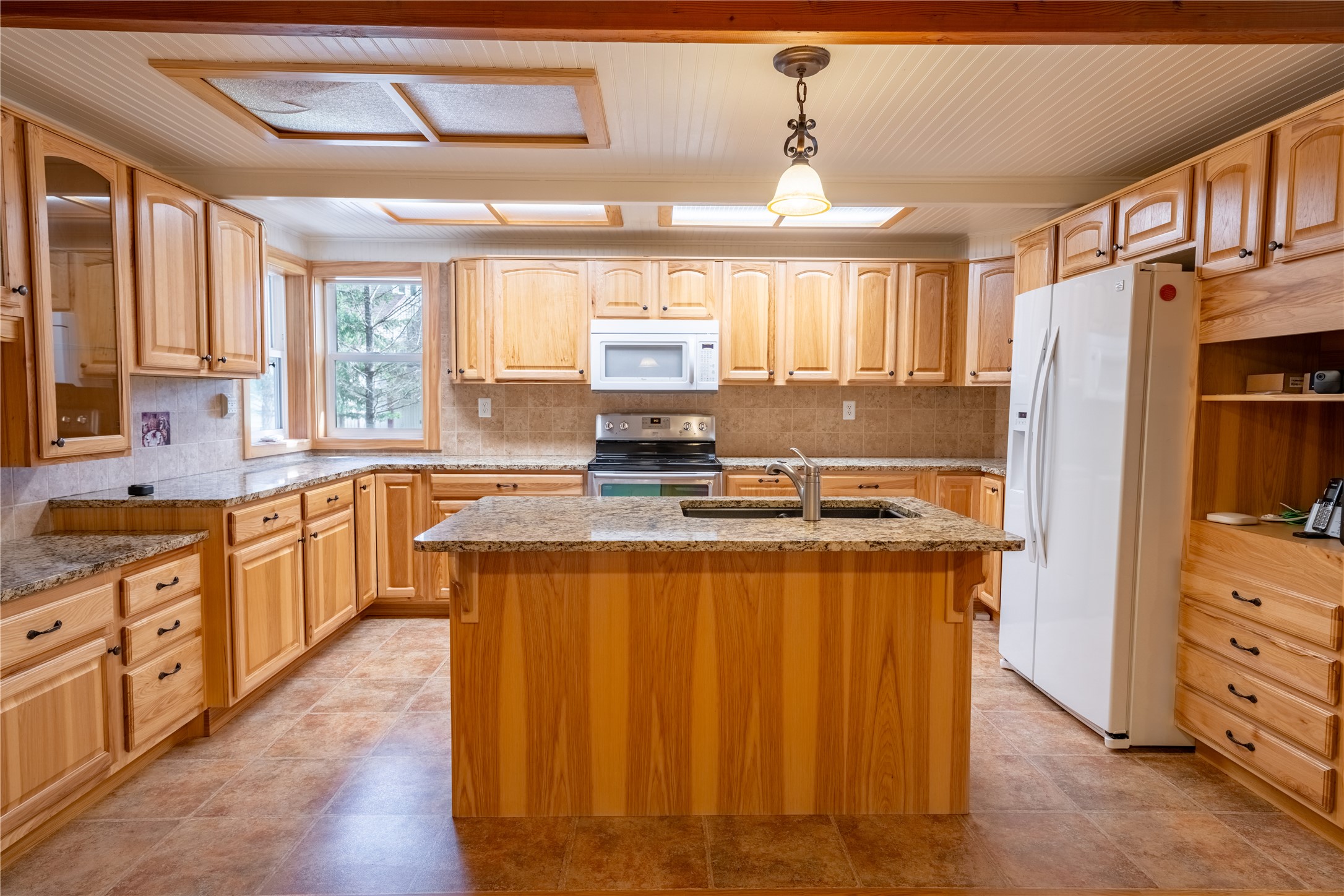 6367 Kootenai River Road Property Photo 13
