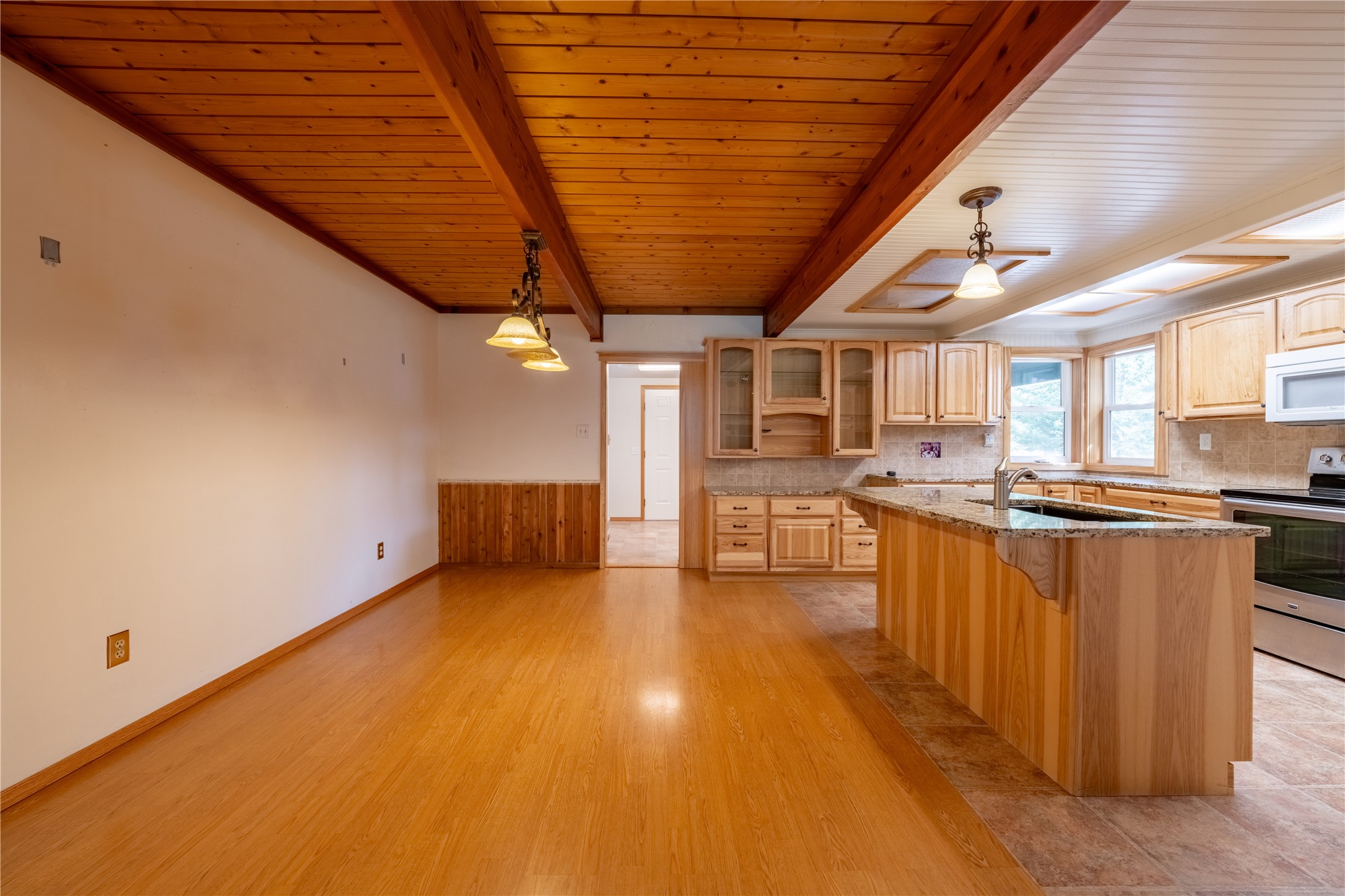 6367 Kootenai River Road Property Photo 15