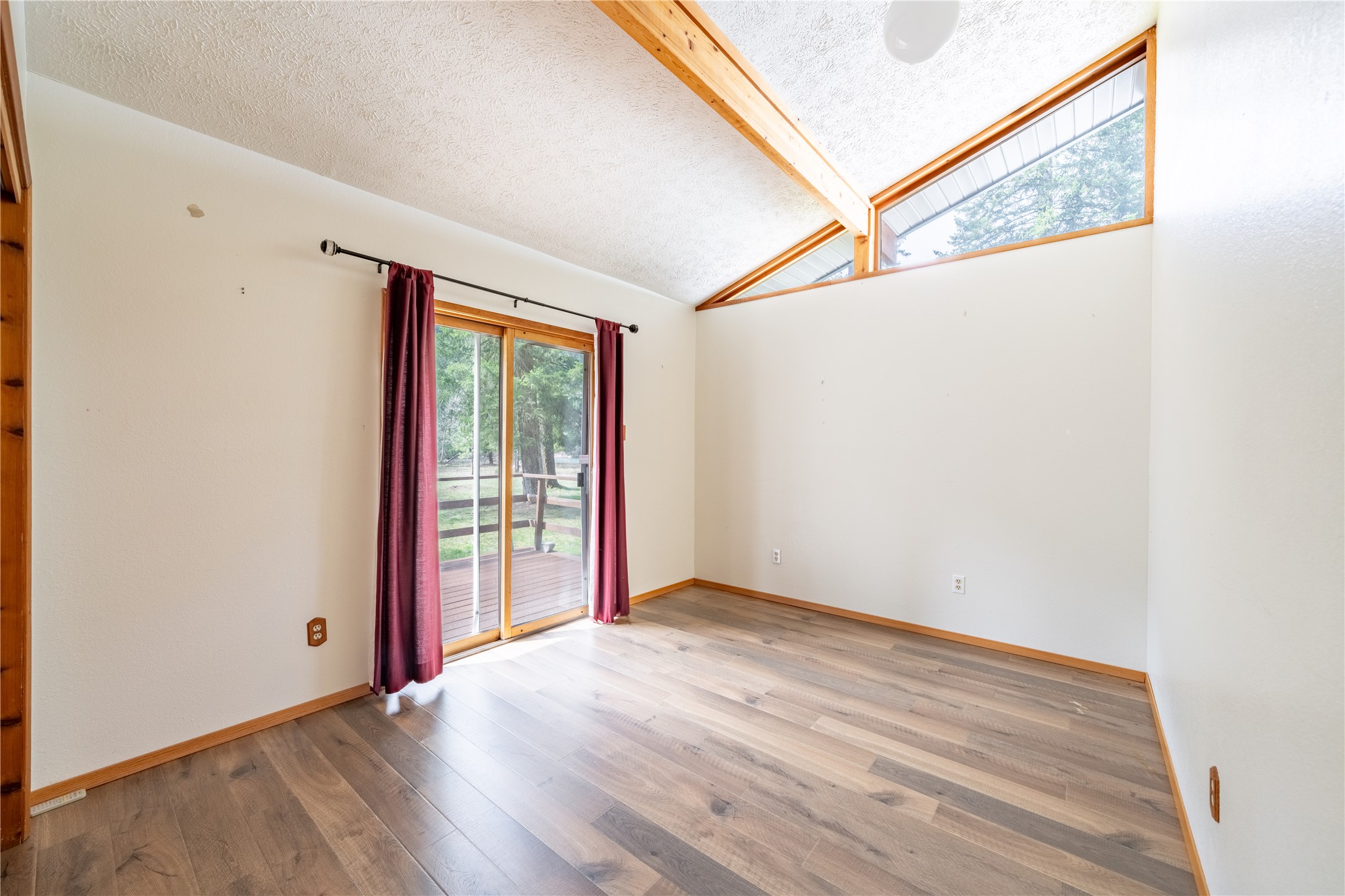 6367 Kootenai River Road Property Photo 34