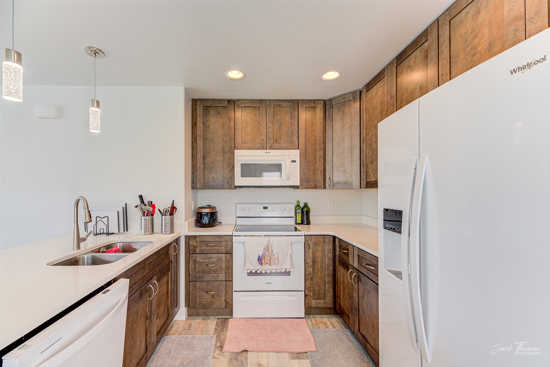1105 Schley Avenue B Property Photo 7
