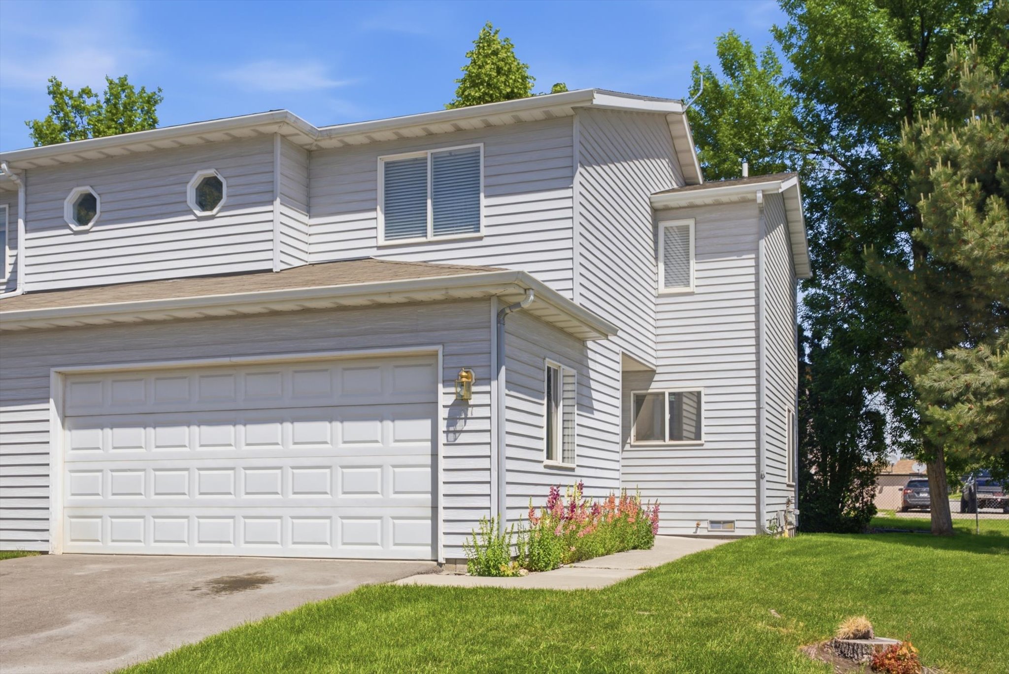 111 Bing Court Property Photo 1