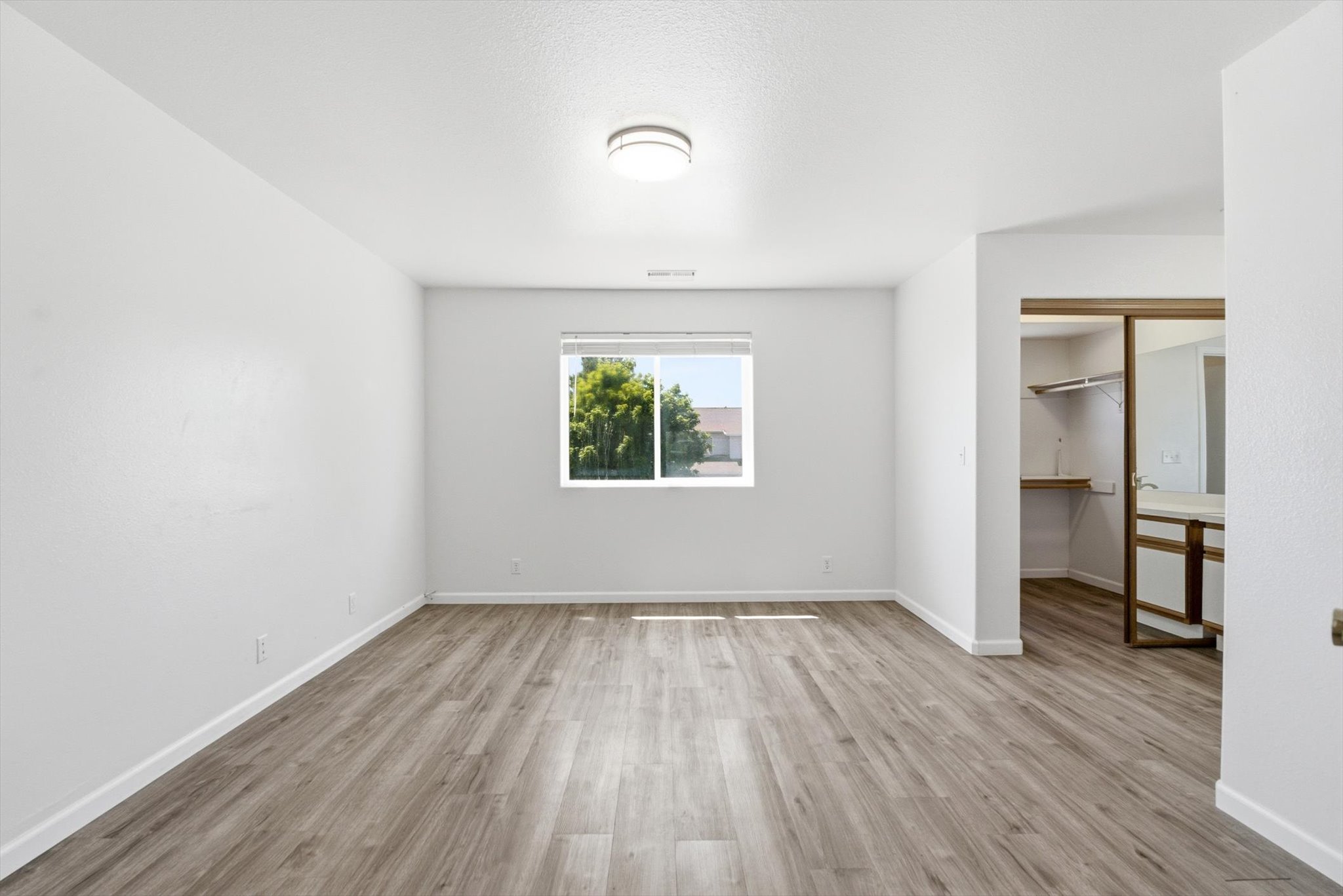 111 Bing Court Property Photo 9