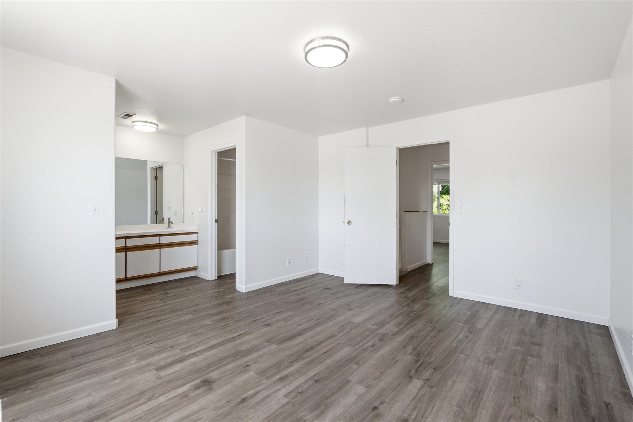111 Bing Court Property Photo 10